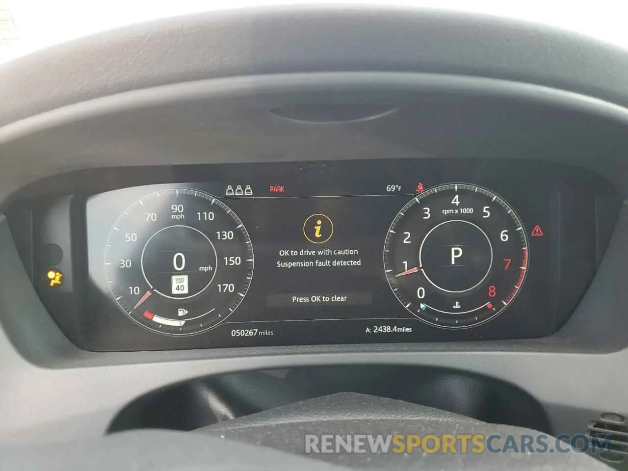 9 Photograph of a damaged car SADCM2FV5LA646587 JAGUAR F-PACE 2020
