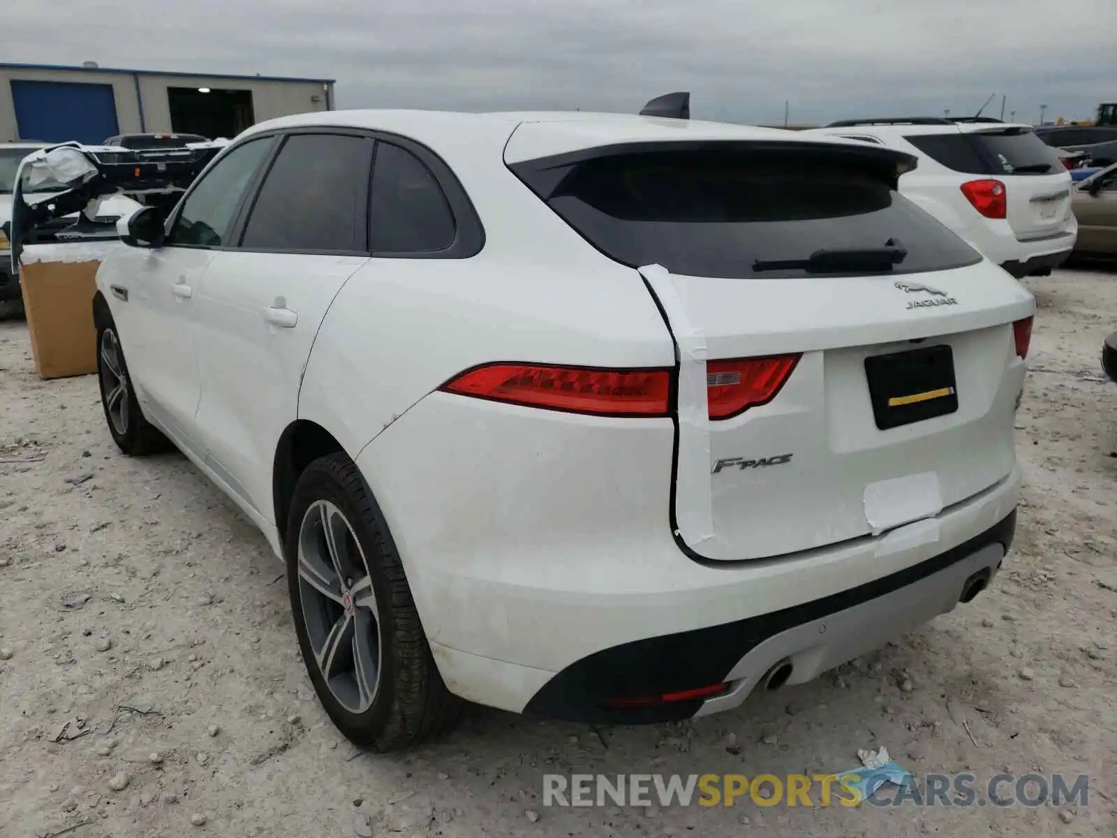 3 Photograph of a damaged car SADCM2FV7LA638877 JAGUAR F-PACE 2020