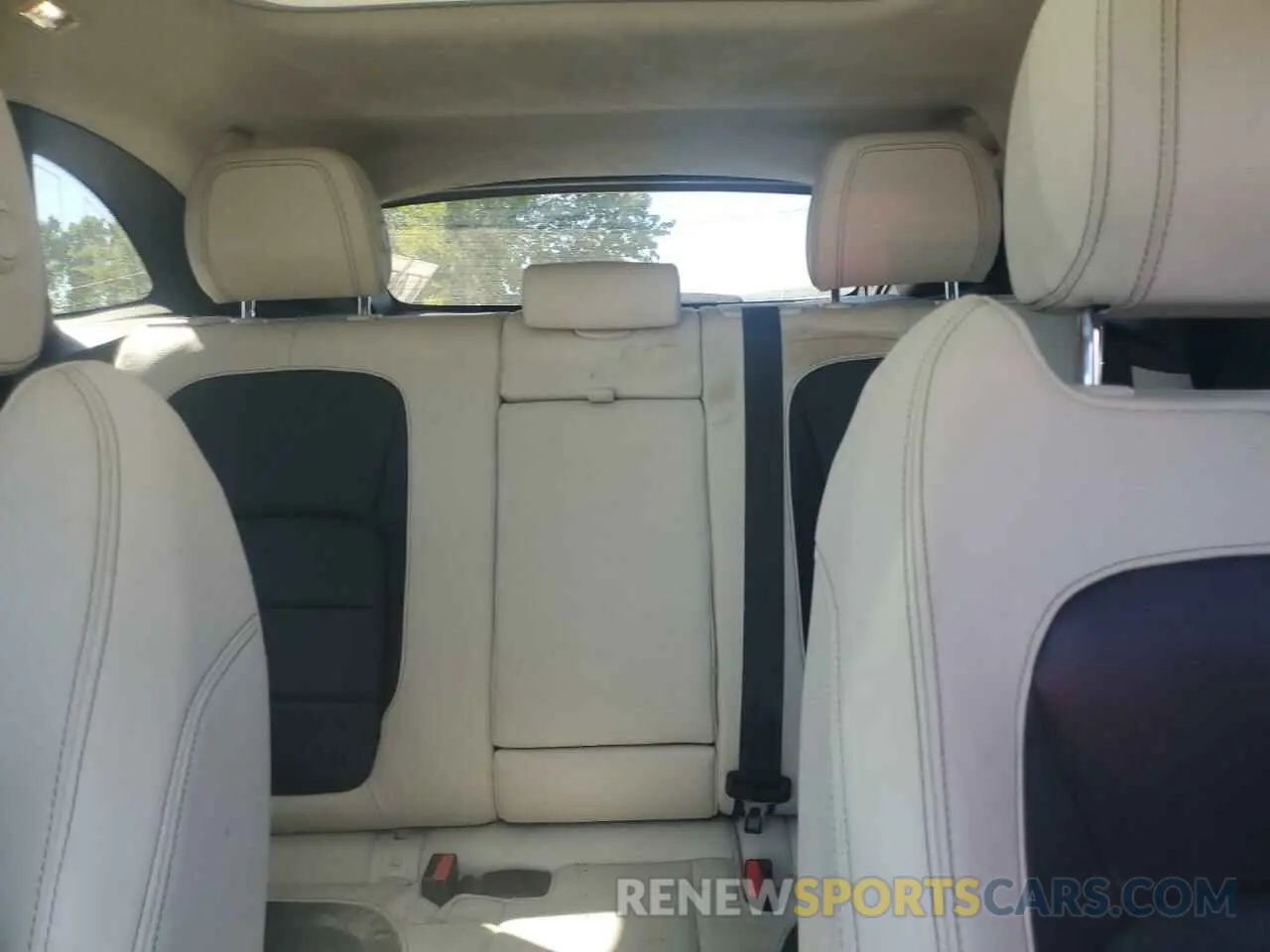 10 Photograph of a damaged car SADCM2FV8LA635003 JAGUAR F-PACE 2020