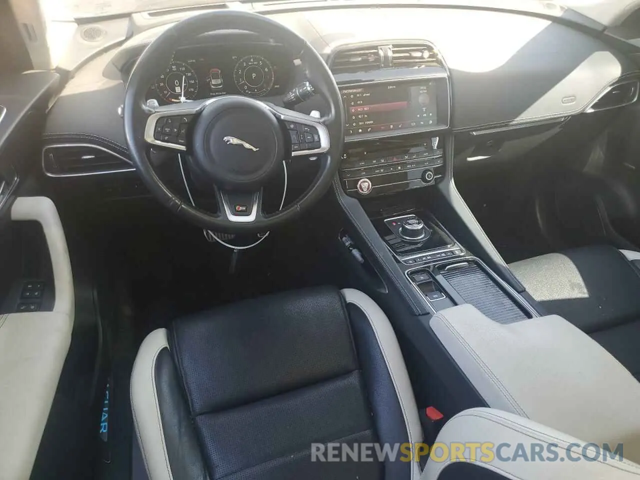 8 Photograph of a damaged car SADCM2FV8LA635003 JAGUAR F-PACE 2020