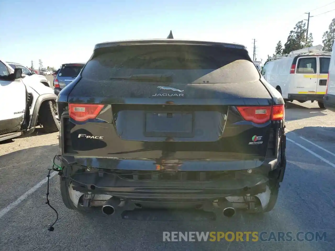 6 Photograph of a damaged car SADCM2FV8LA640346 JAGUAR F-PACE 2020