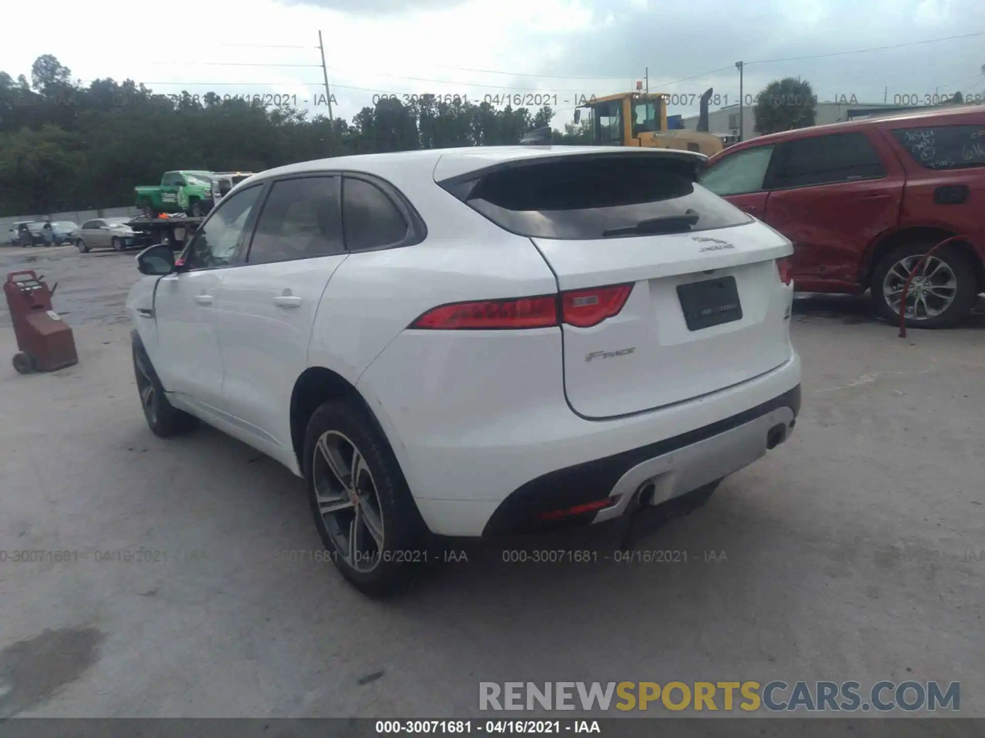 3 Photograph of a damaged car SADCM2FV9LA639478 JAGUAR F-PACE 2020