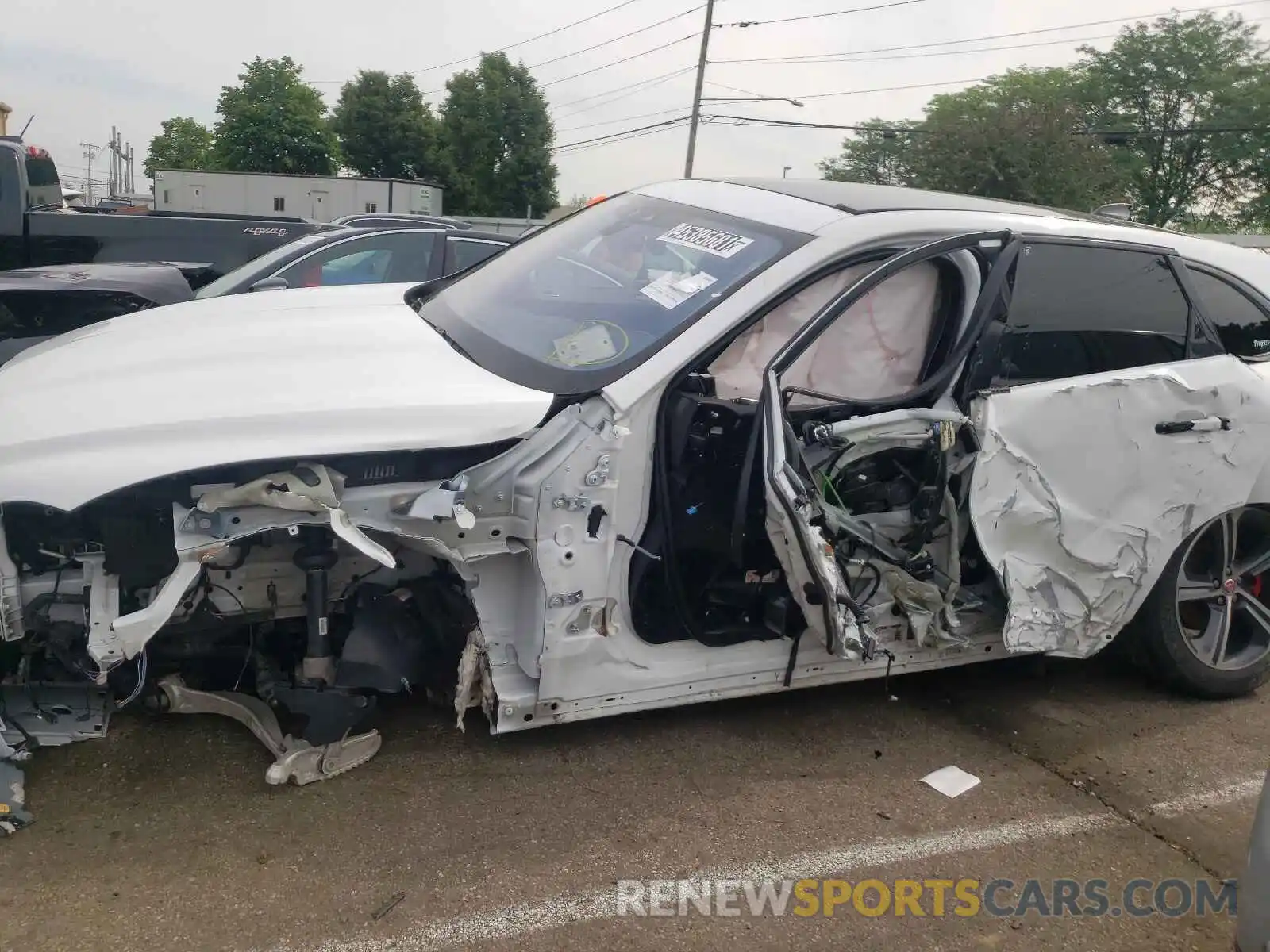 9 Photograph of a damaged car SADCM2FV9LA641022 JAGUAR F-PACE 2020