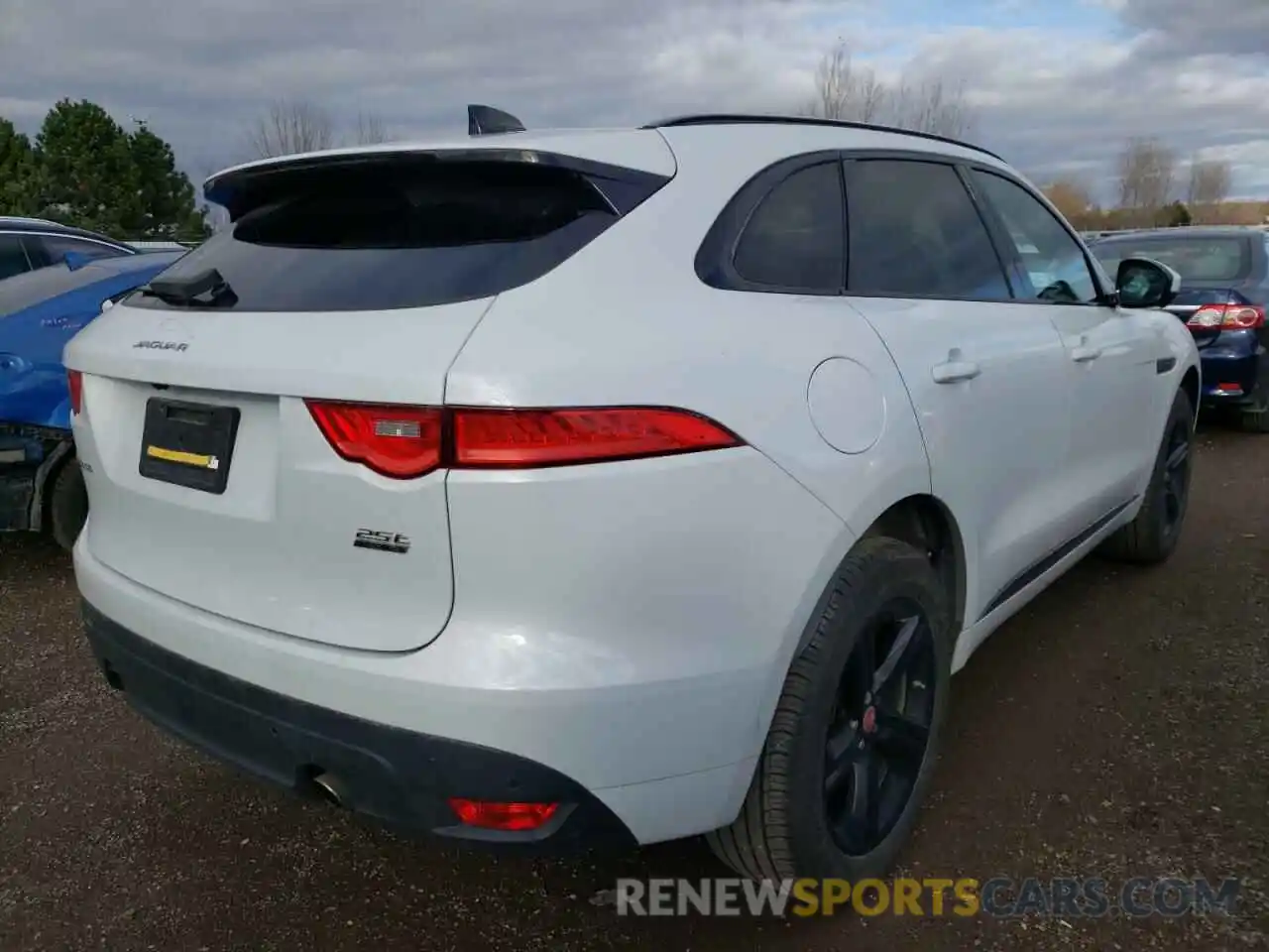 4 Photograph of a damaged car SADCP2FX1LA651181 JAGUAR F-PACE 2020