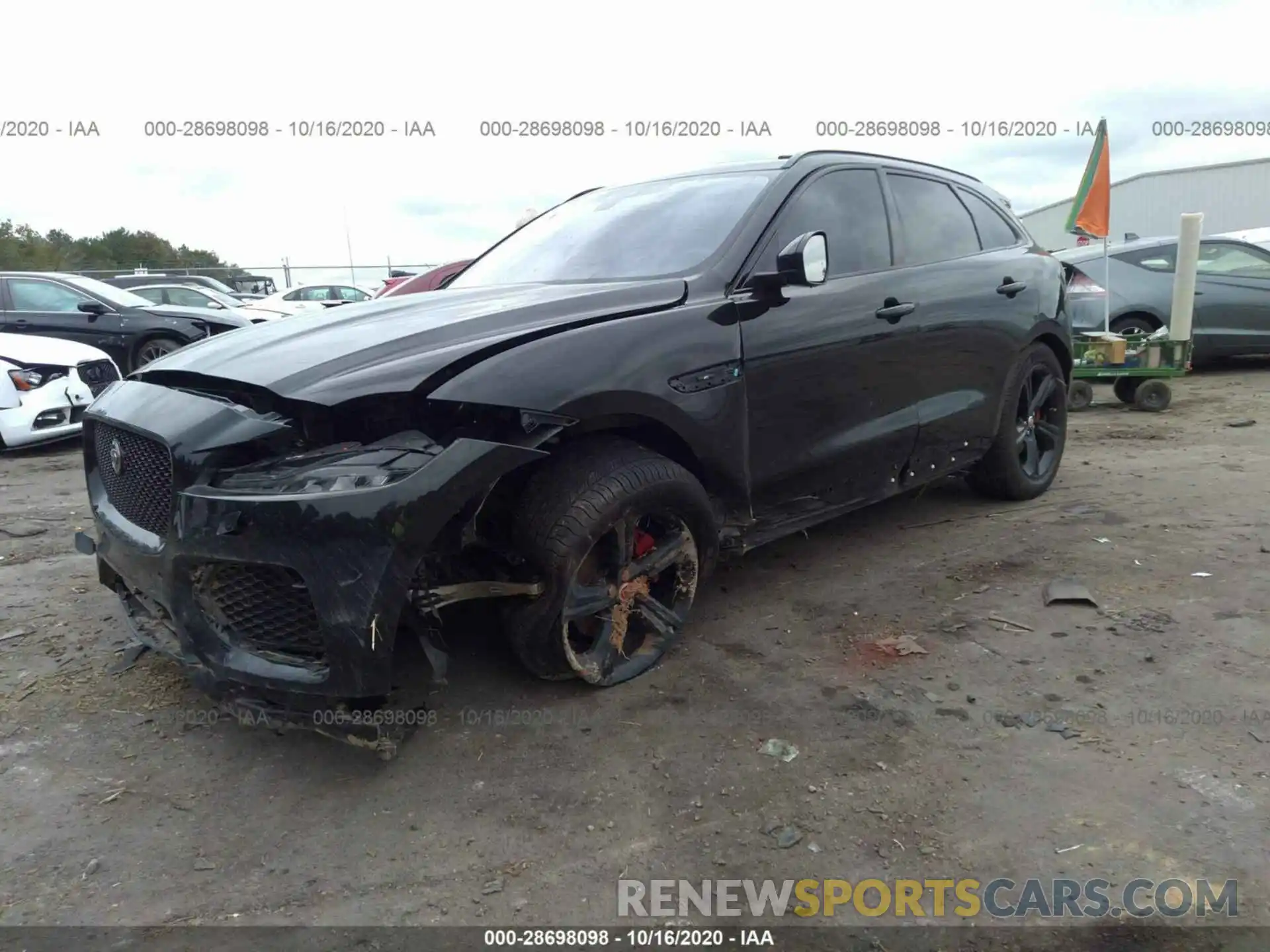 2 Photograph of a damaged car SADCP2FX2LA617167 JAGUAR F-PACE 2020