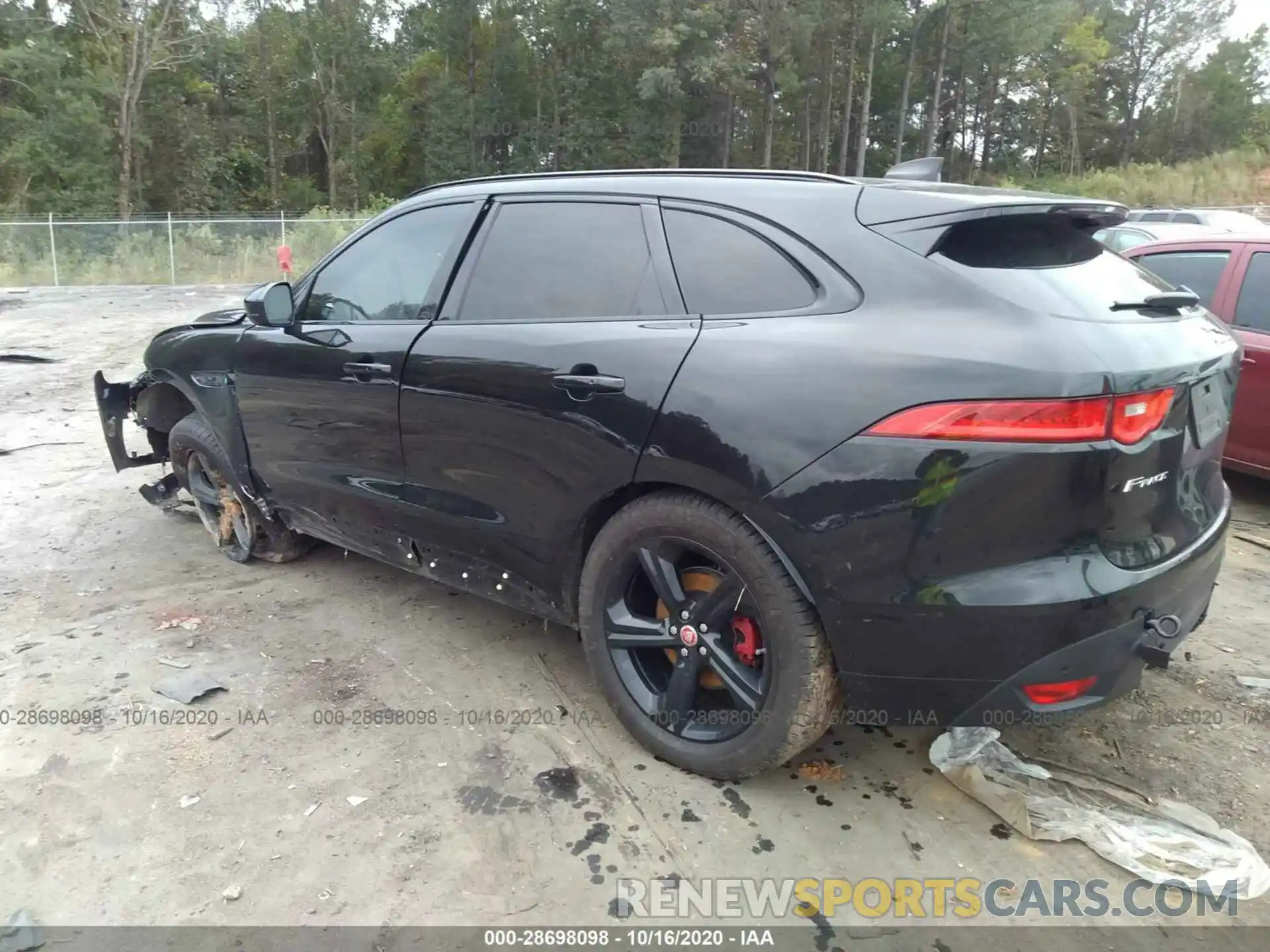 3 Photograph of a damaged car SADCP2FX2LA617167 JAGUAR F-PACE 2020