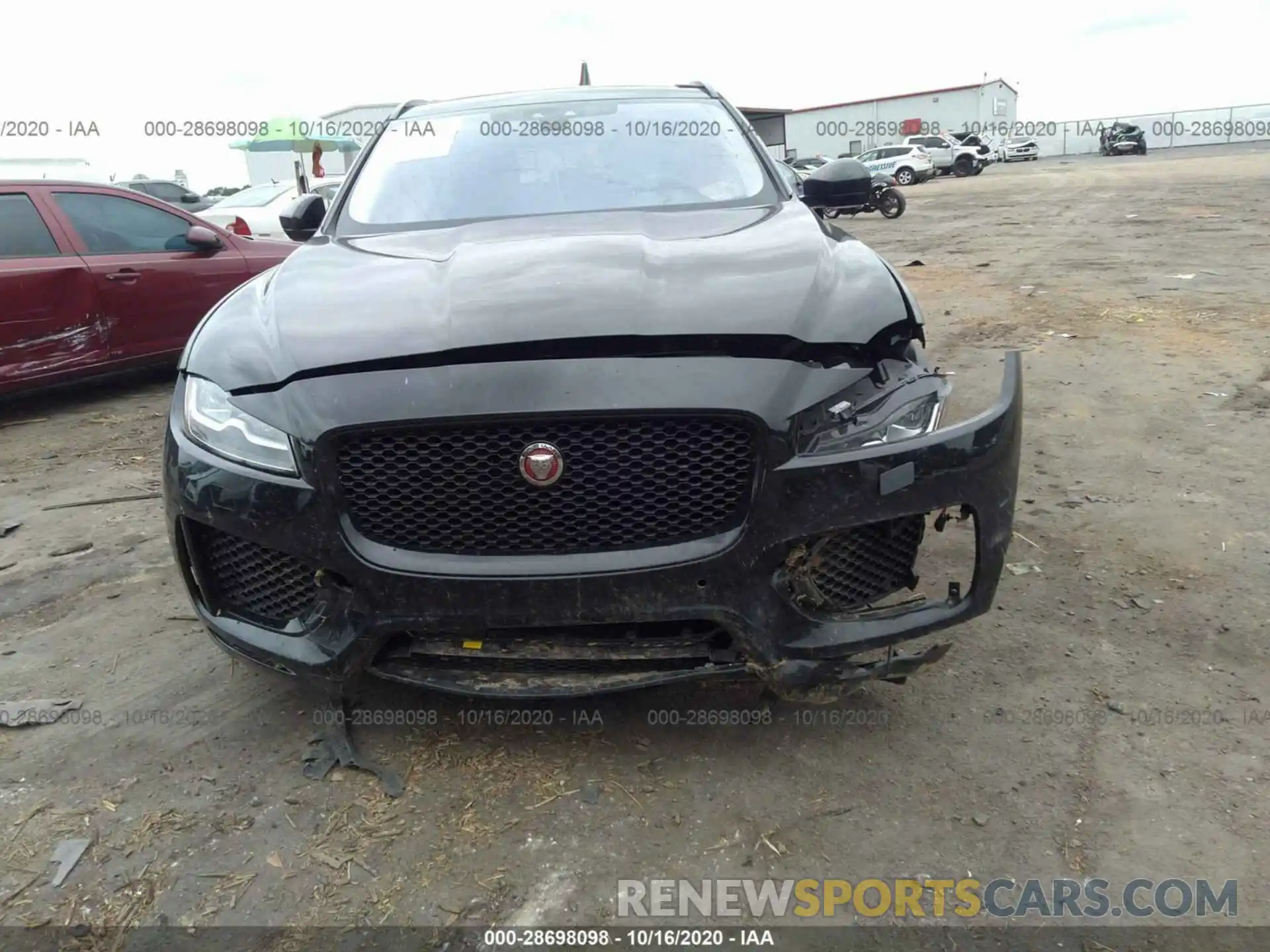 6 Photograph of a damaged car SADCP2FX2LA617167 JAGUAR F-PACE 2020