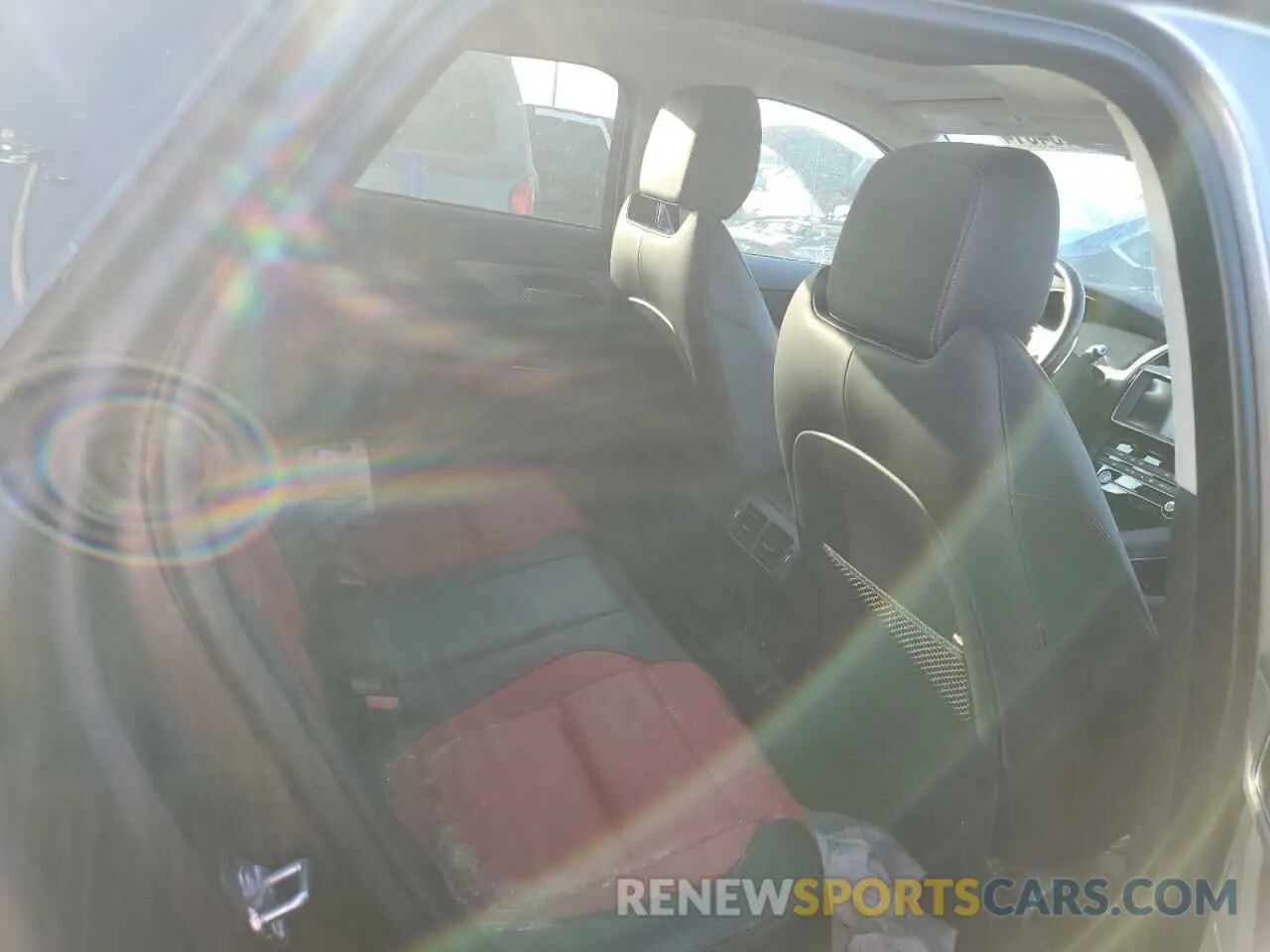11 Photograph of a damaged car SADCP2FX4LA617865 JAGUAR F-PACE 2020