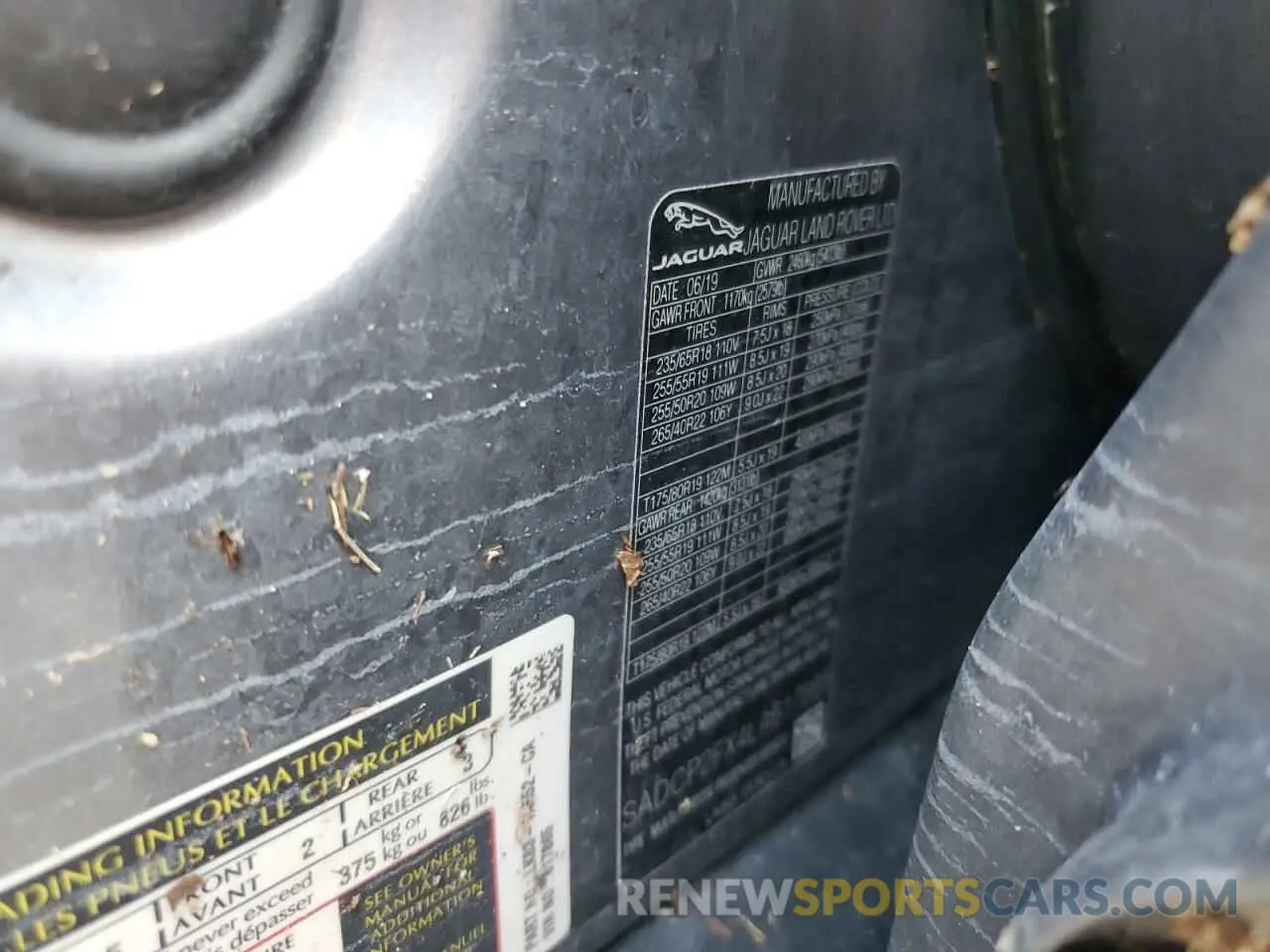 14 Photograph of a damaged car SADCP2FX4LA617865 JAGUAR F-PACE 2020
