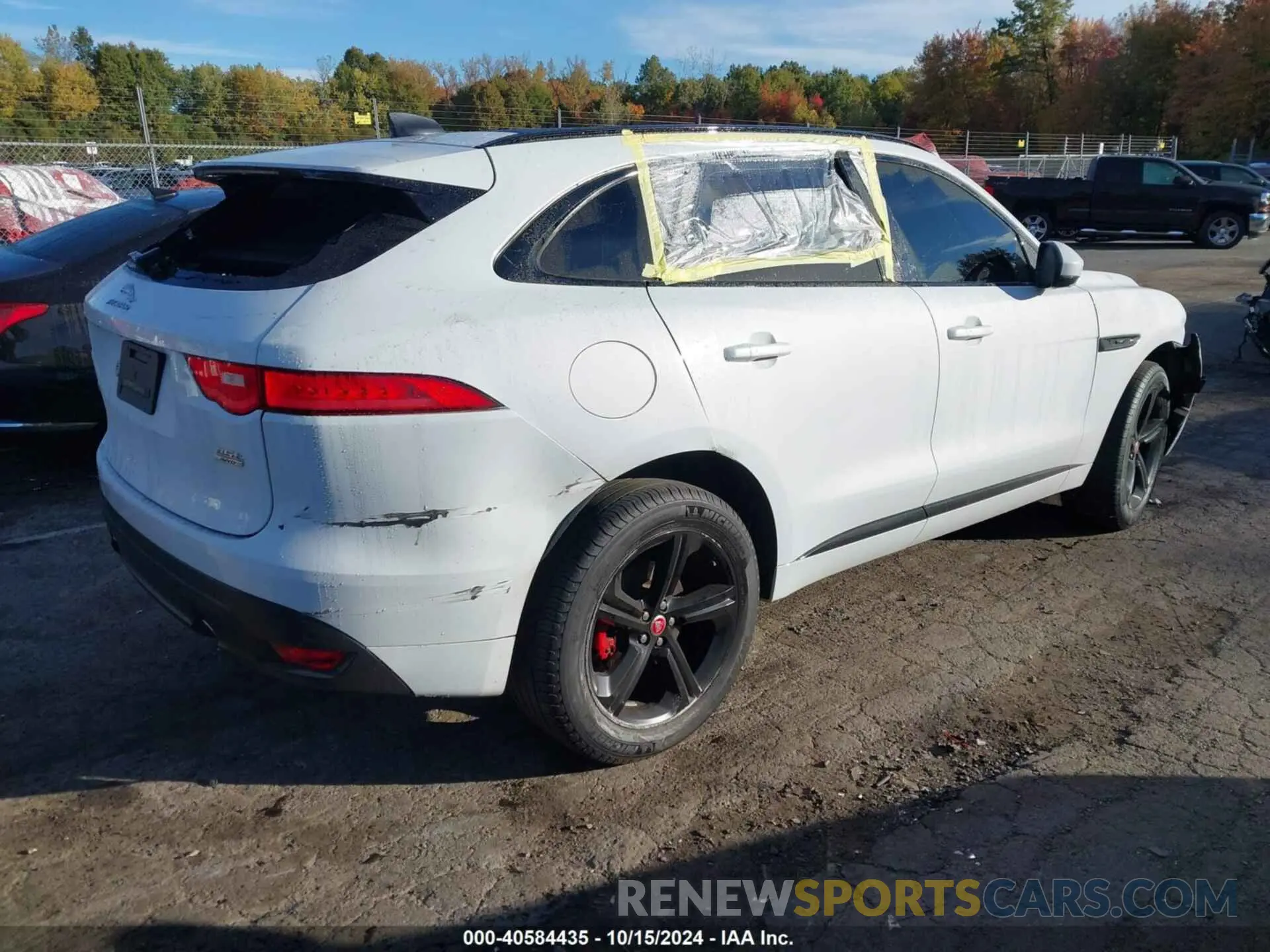 4 Photograph of a damaged car SADCP2FX8LA641778 JAGUAR F-PACE 2020