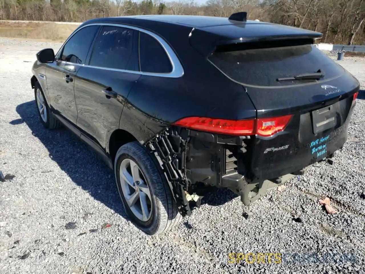 3 Photograph of a damaged car SADCS2FX0LA644284 JAGUAR F-PACE 2020