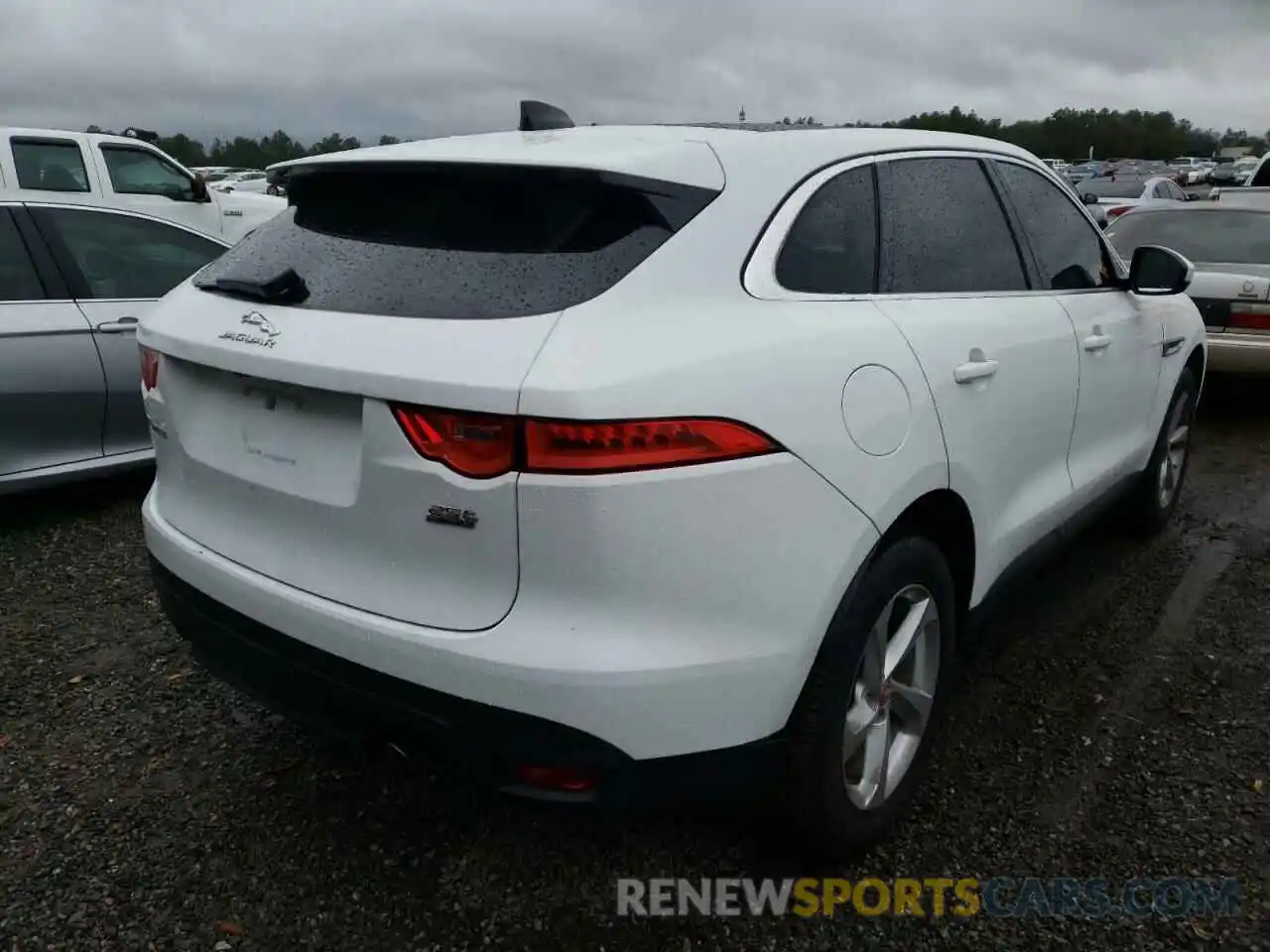 4 Photograph of a damaged car SADCS2FX0LA645757 JAGUAR F-PACE 2020