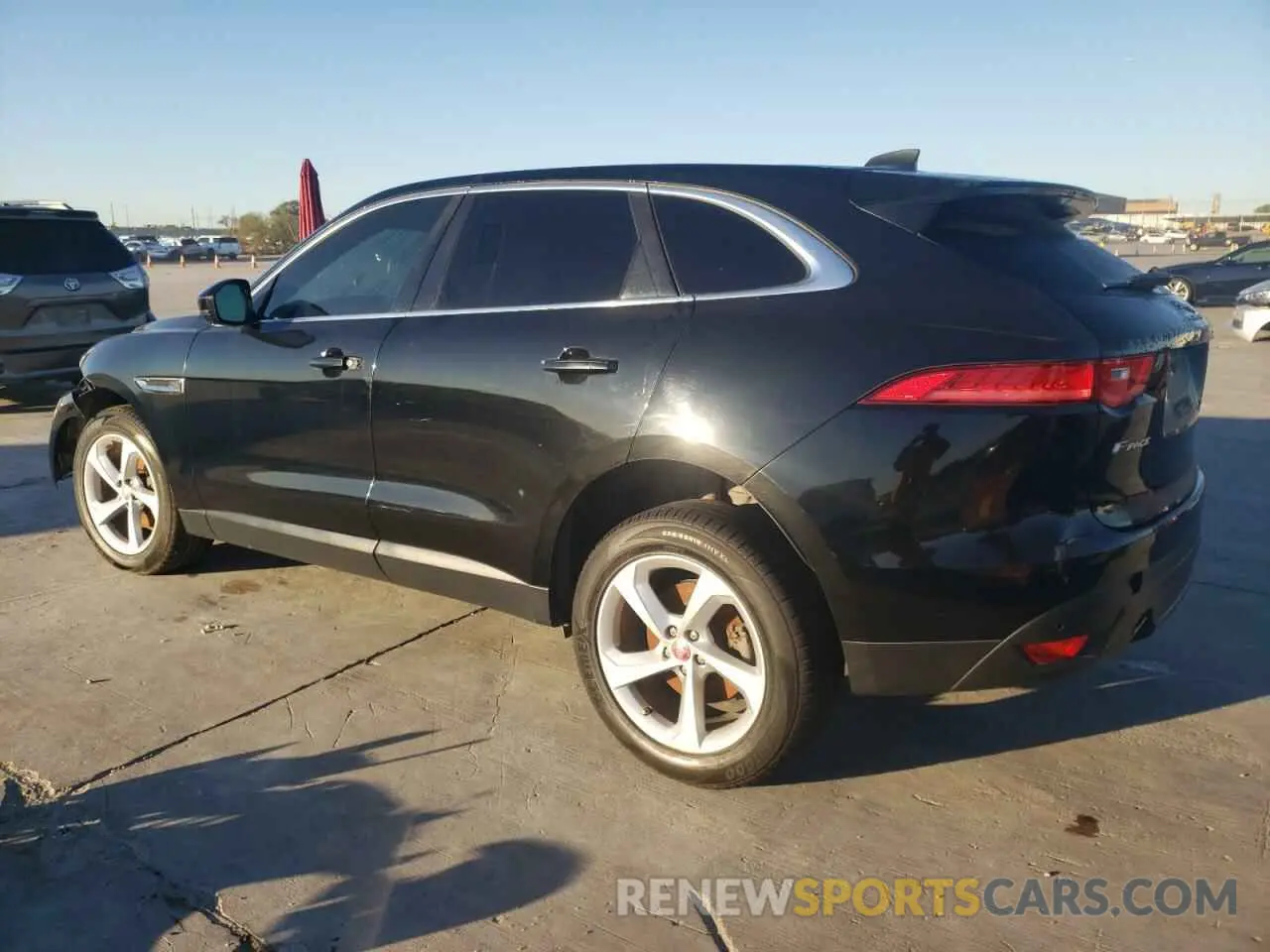 2 Photograph of a damaged car SADCS2FX1LA640681 JAGUAR F-PACE 2020