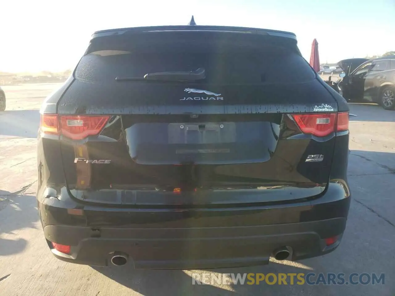 6 Photograph of a damaged car SADCS2FX1LA640681 JAGUAR F-PACE 2020