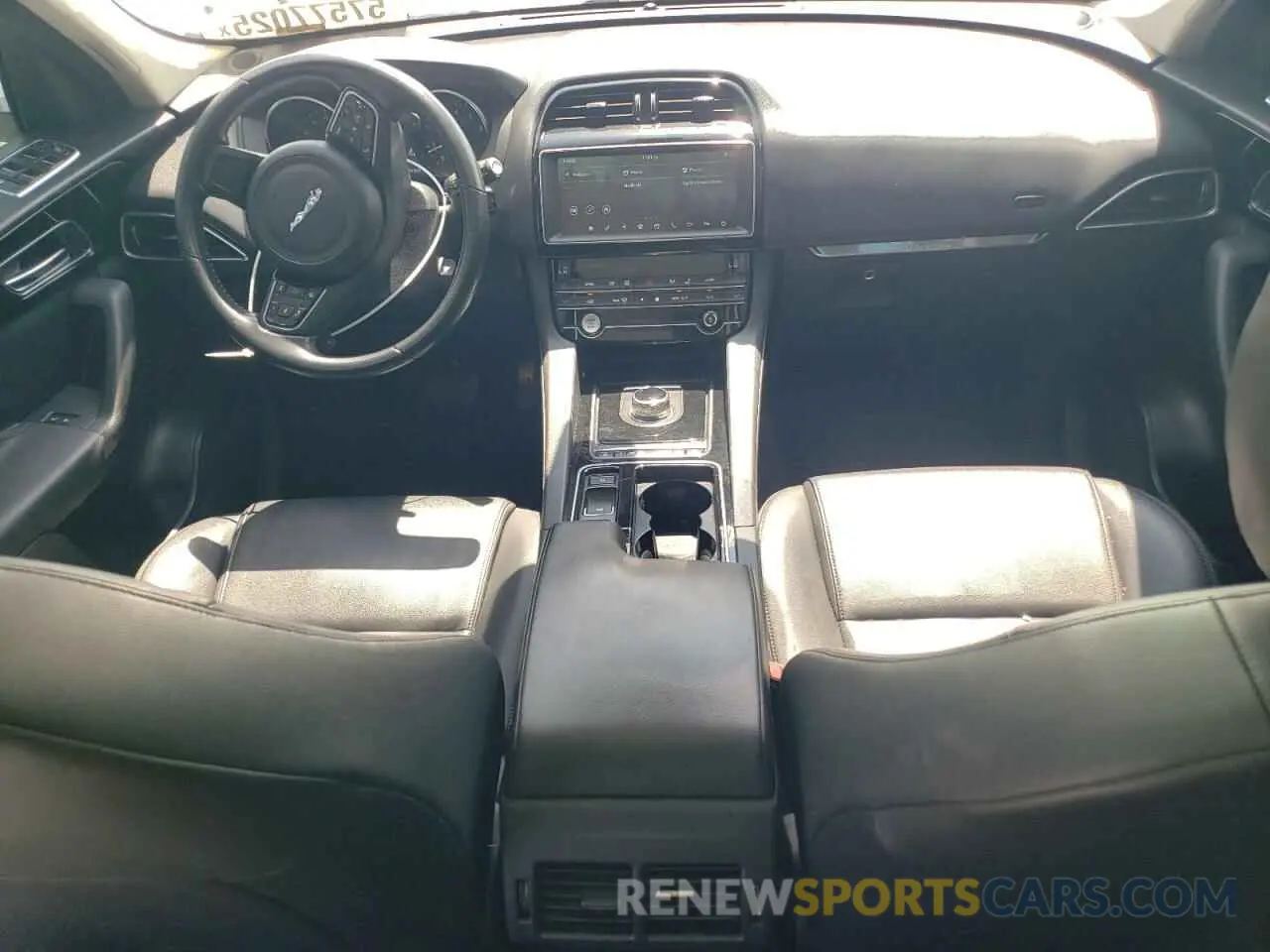 8 Photograph of a damaged car SADCS2FX2LA638535 JAGUAR F-PACE 2020