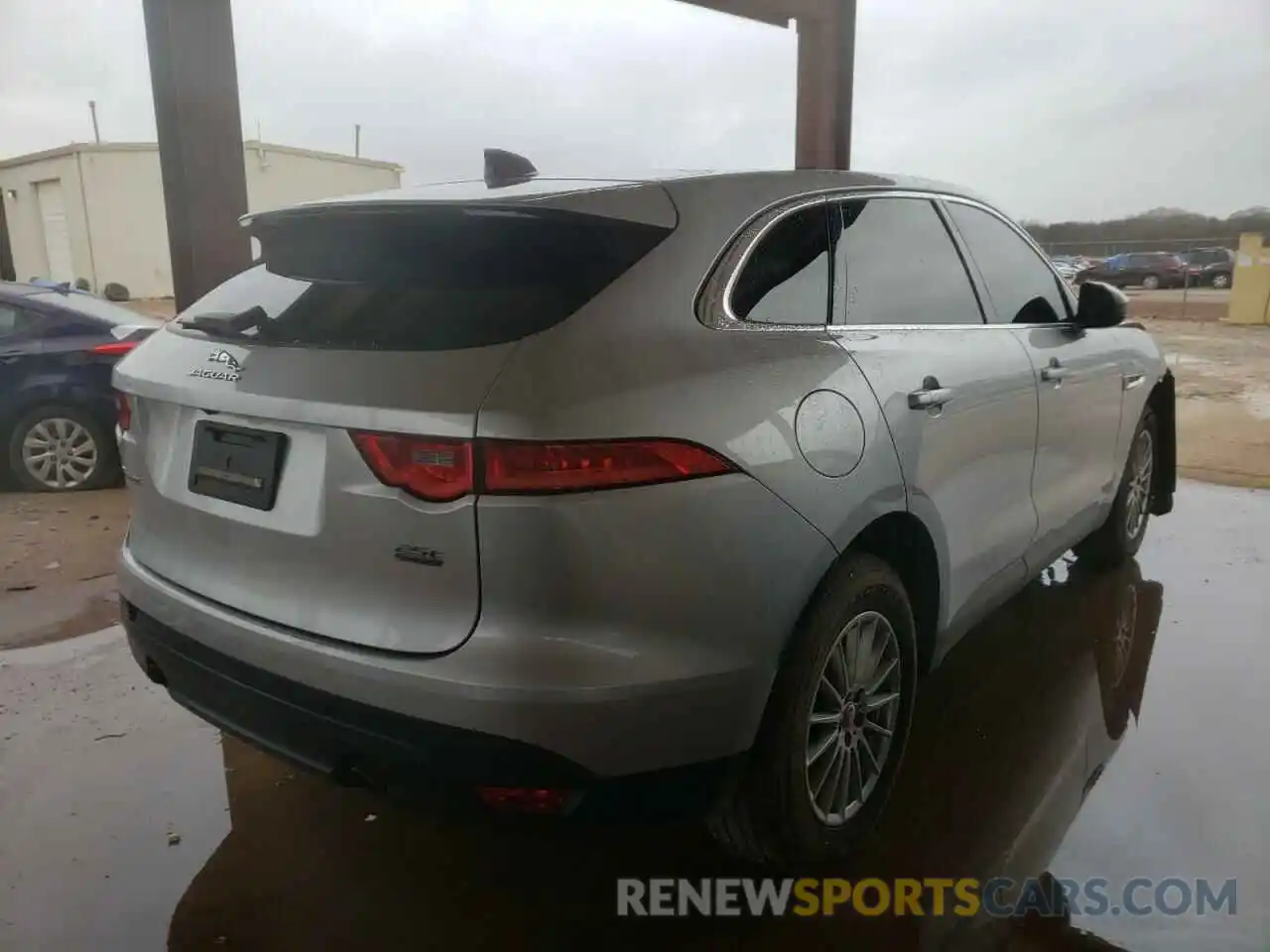 4 Photograph of a damaged car SADCS2FX5LA640408 JAGUAR F-PACE 2020