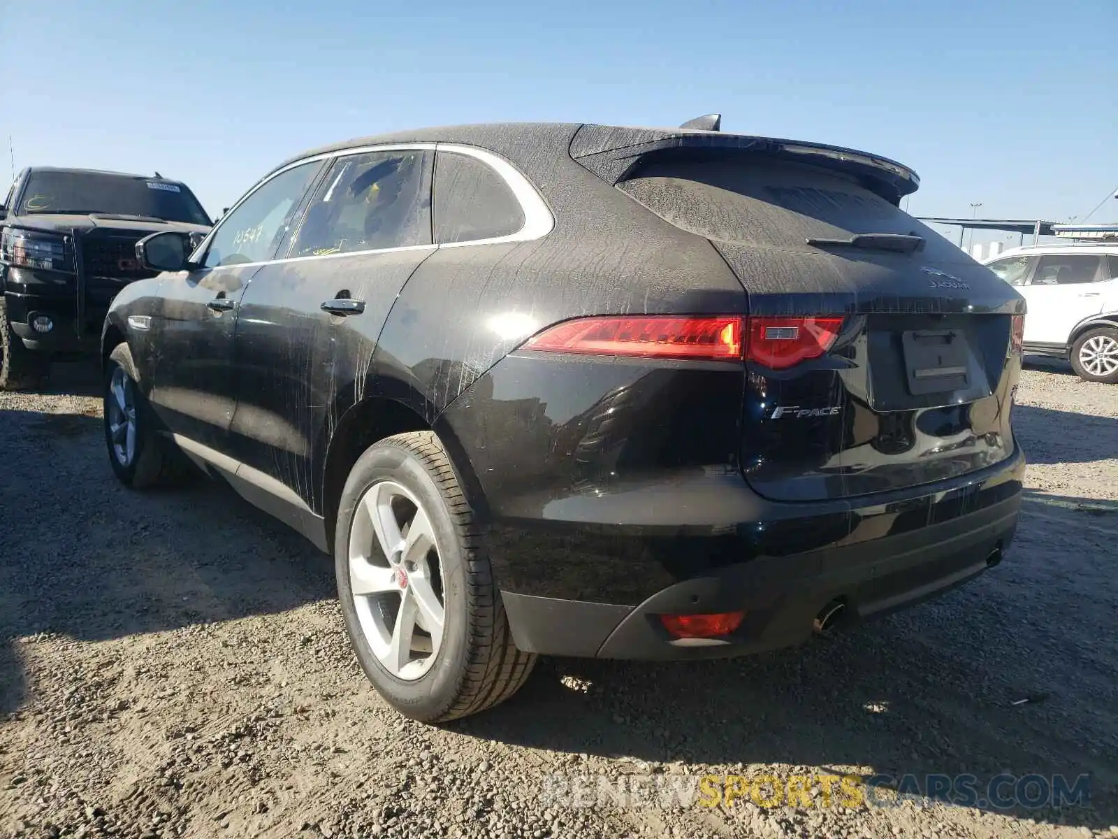 3 Photograph of a damaged car SADCS2FX5LA644443 JAGUAR F-PACE 2020