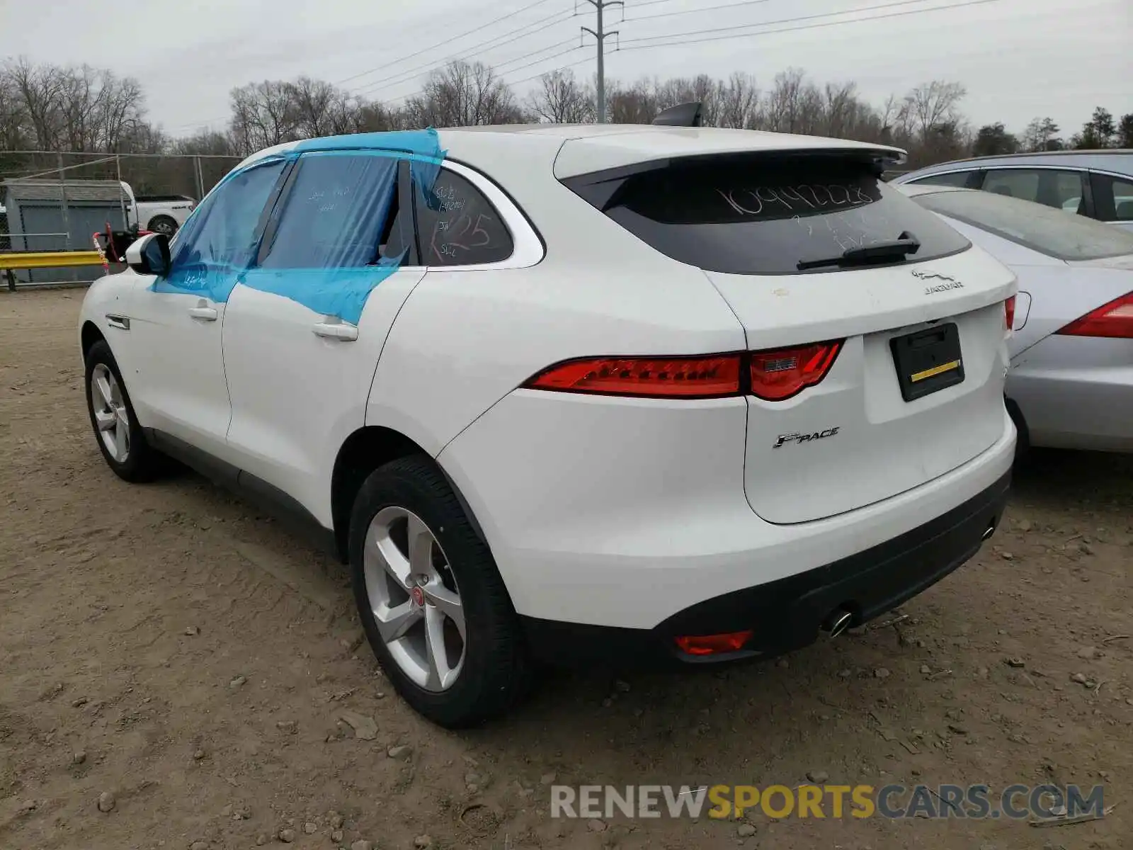 3 Photograph of a damaged car SADCS2FX7LA645884 JAGUAR F-PACE 2020