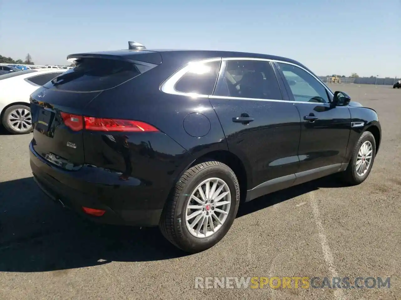 4 Photograph of a damaged car SADCS2FX8LA643223 JAGUAR F-PACE 2020