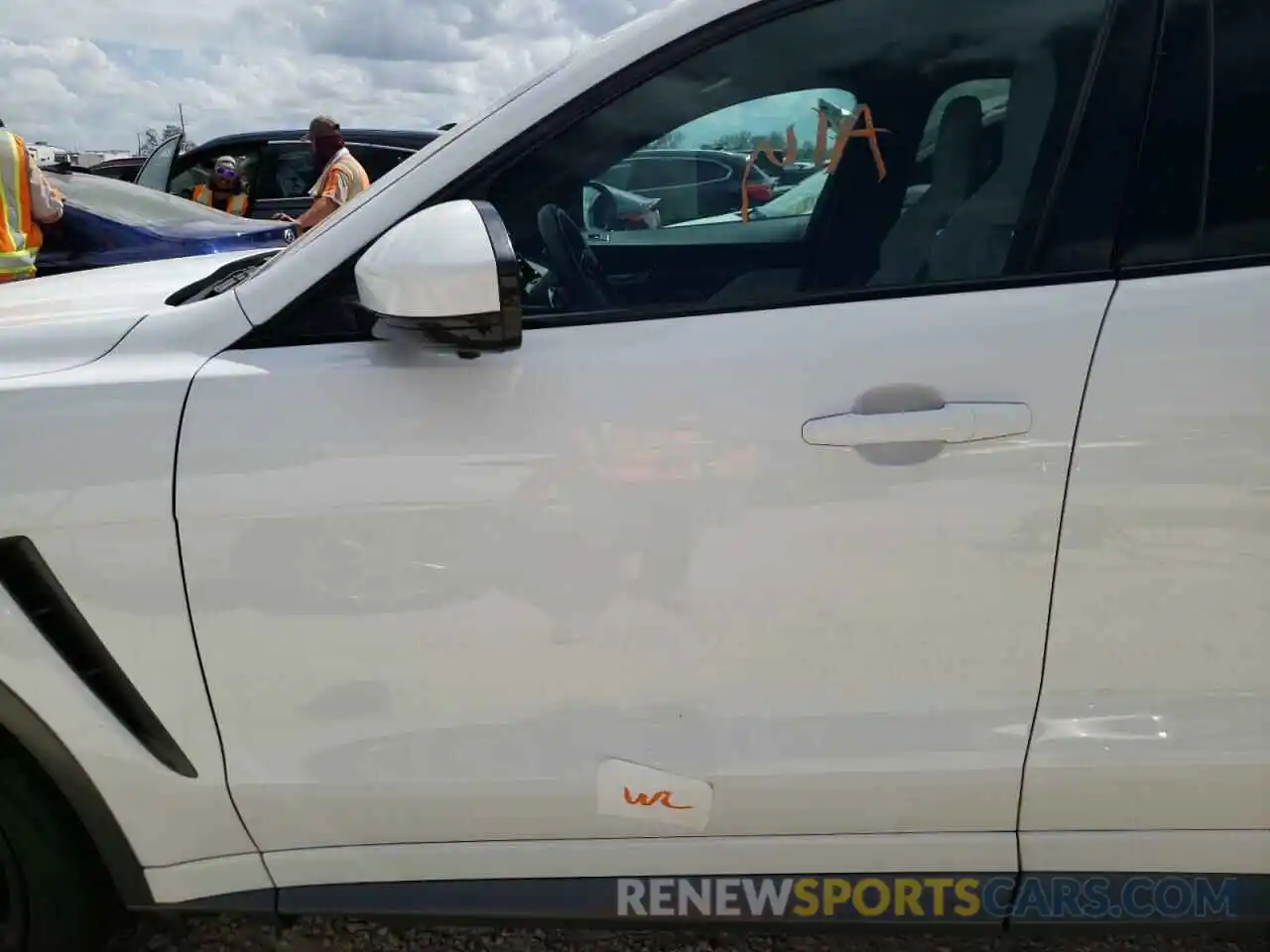 9 Photograph of a damaged car SADCZ2EE3LA619195 JAGUAR F-PACE 2020