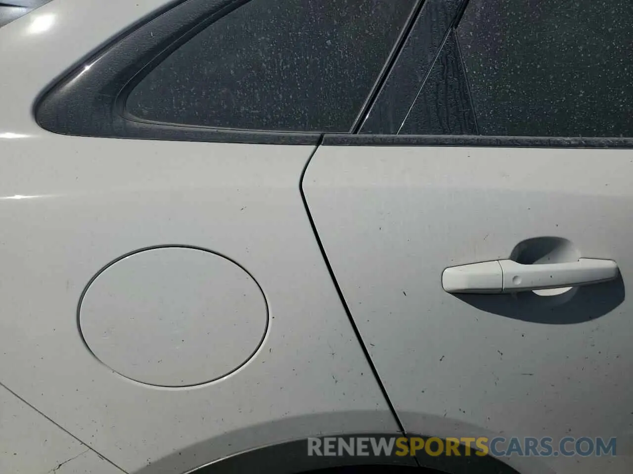 10 Photograph of a damaged car SADCZ2EE8LA631407 JAGUAR F-PACE 2020