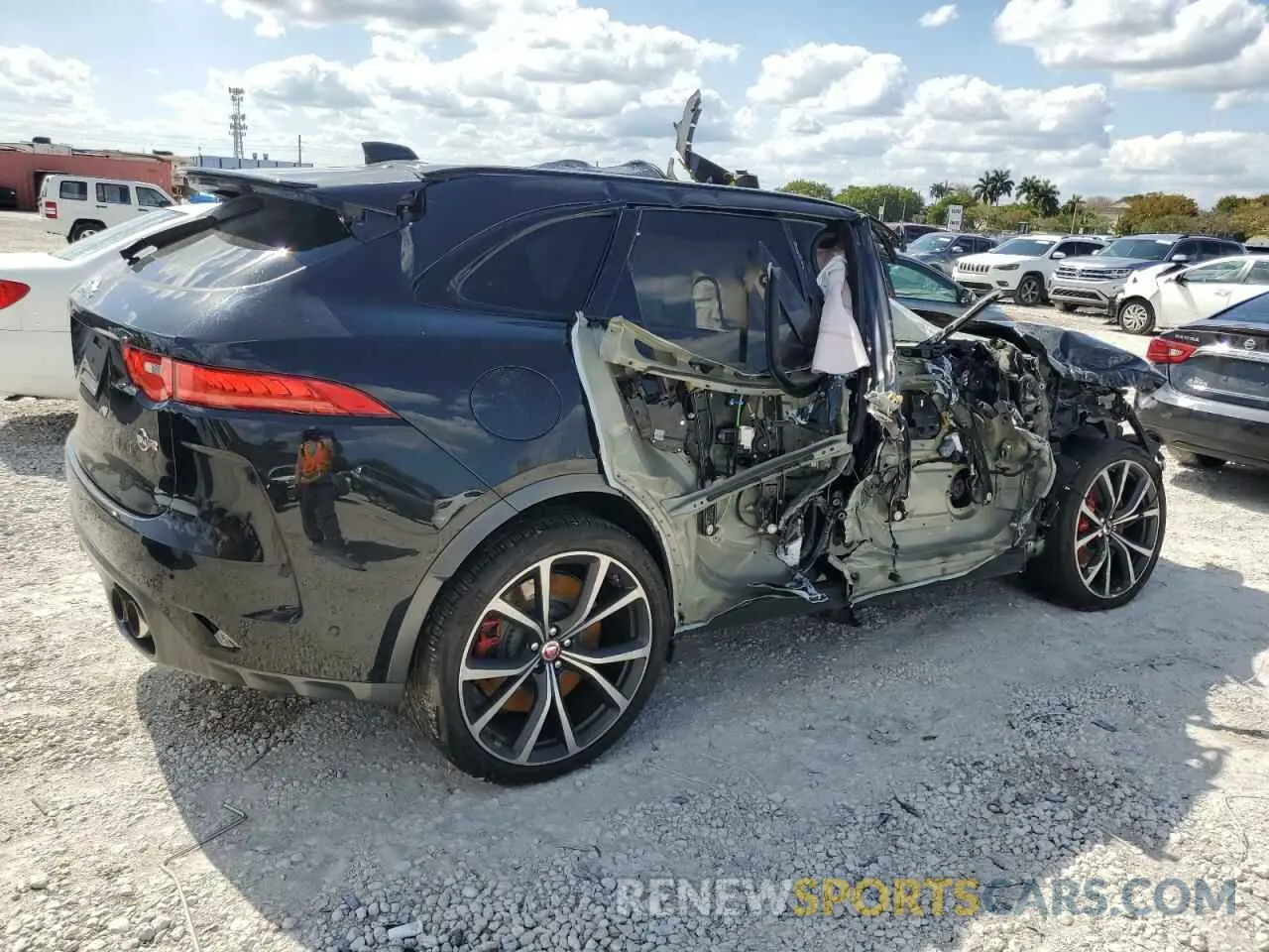 3 Photograph of a damaged car SADCZ2EE9LA619203 JAGUAR F-PACE 2020