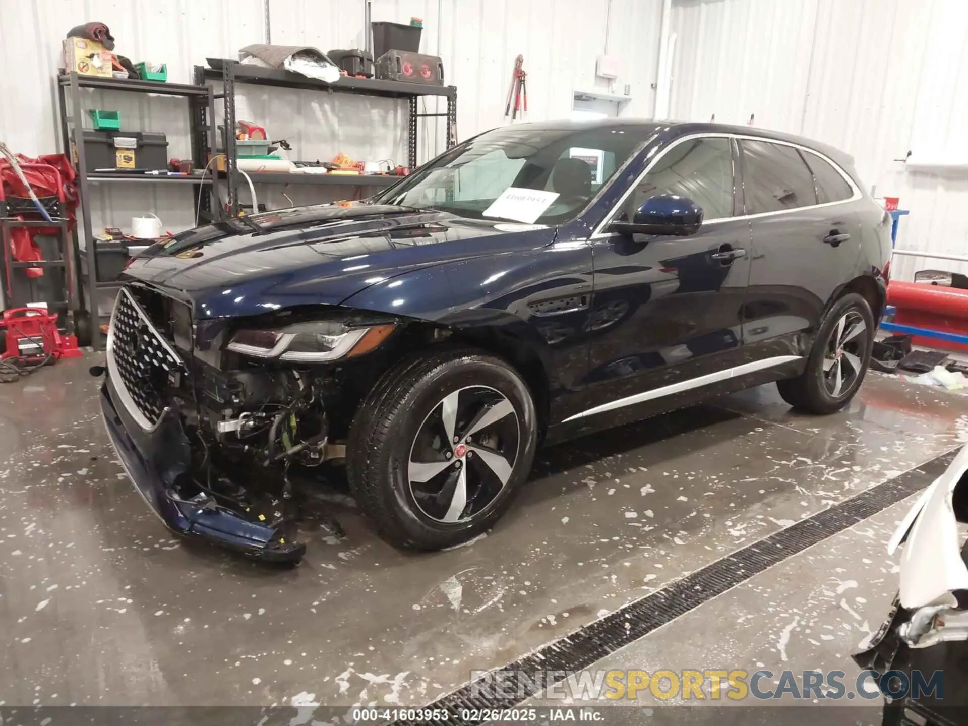 2 Photograph of a damaged car SADCJ2EU0MA680777 JAGUAR F-PACE 2021