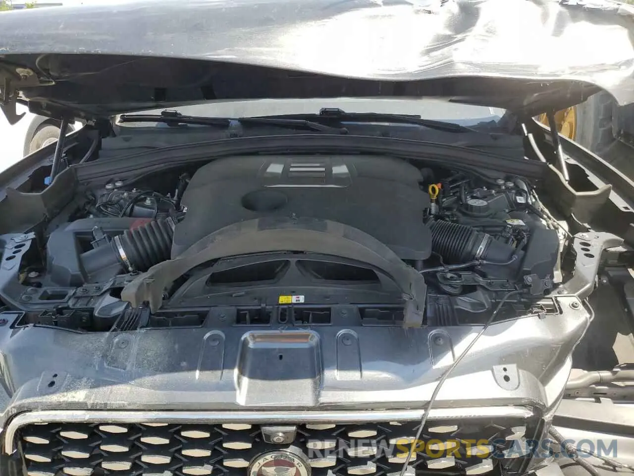 12 Photograph of a damaged car SADCJ2EU7MA668268 JAGUAR F-PACE 2021
