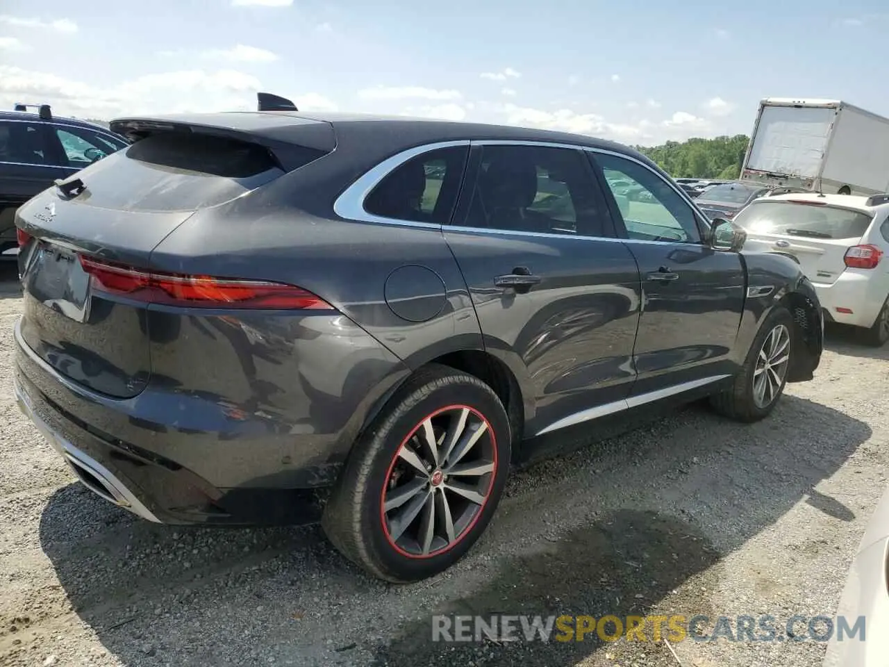 3 Photograph of a damaged car SADCJ2EU7MA668268 JAGUAR F-PACE 2021