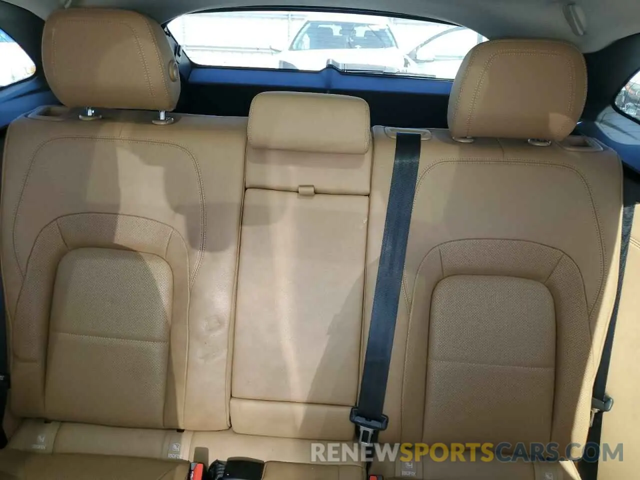 10 Photograph of a damaged car SADCJ2EU8MA669378 JAGUAR F-PACE 2021