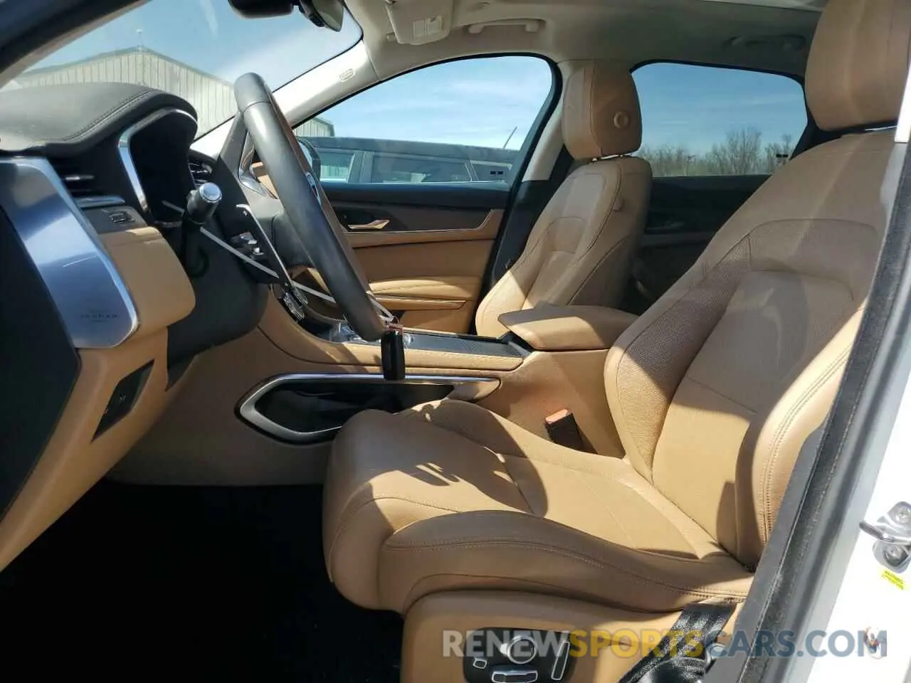 7 Photograph of a damaged car SADCJ2EU8MA669378 JAGUAR F-PACE 2021