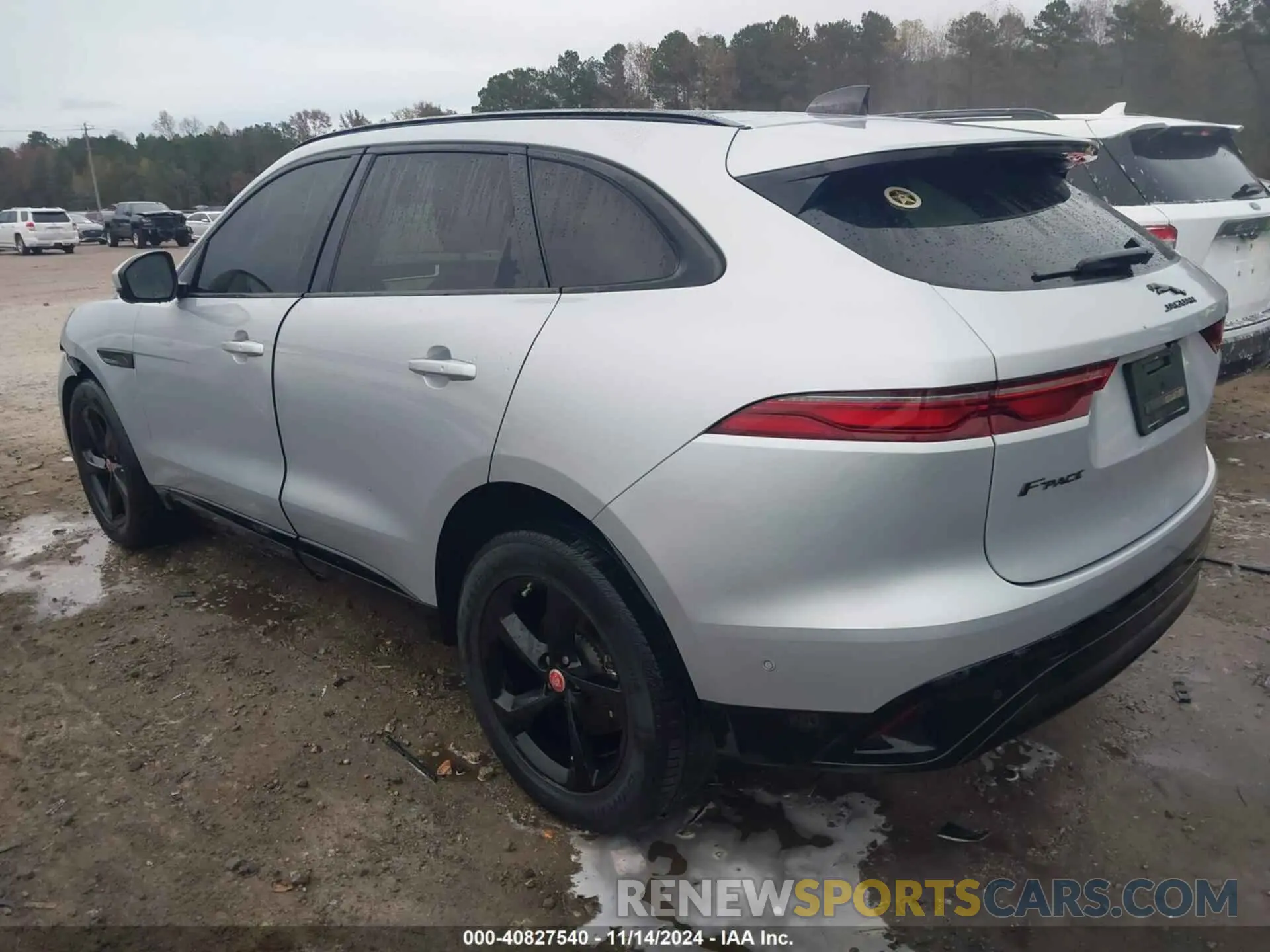 3 Photograph of a damaged car SADCJ2EX3MA667600 JAGUAR F-PACE 2021