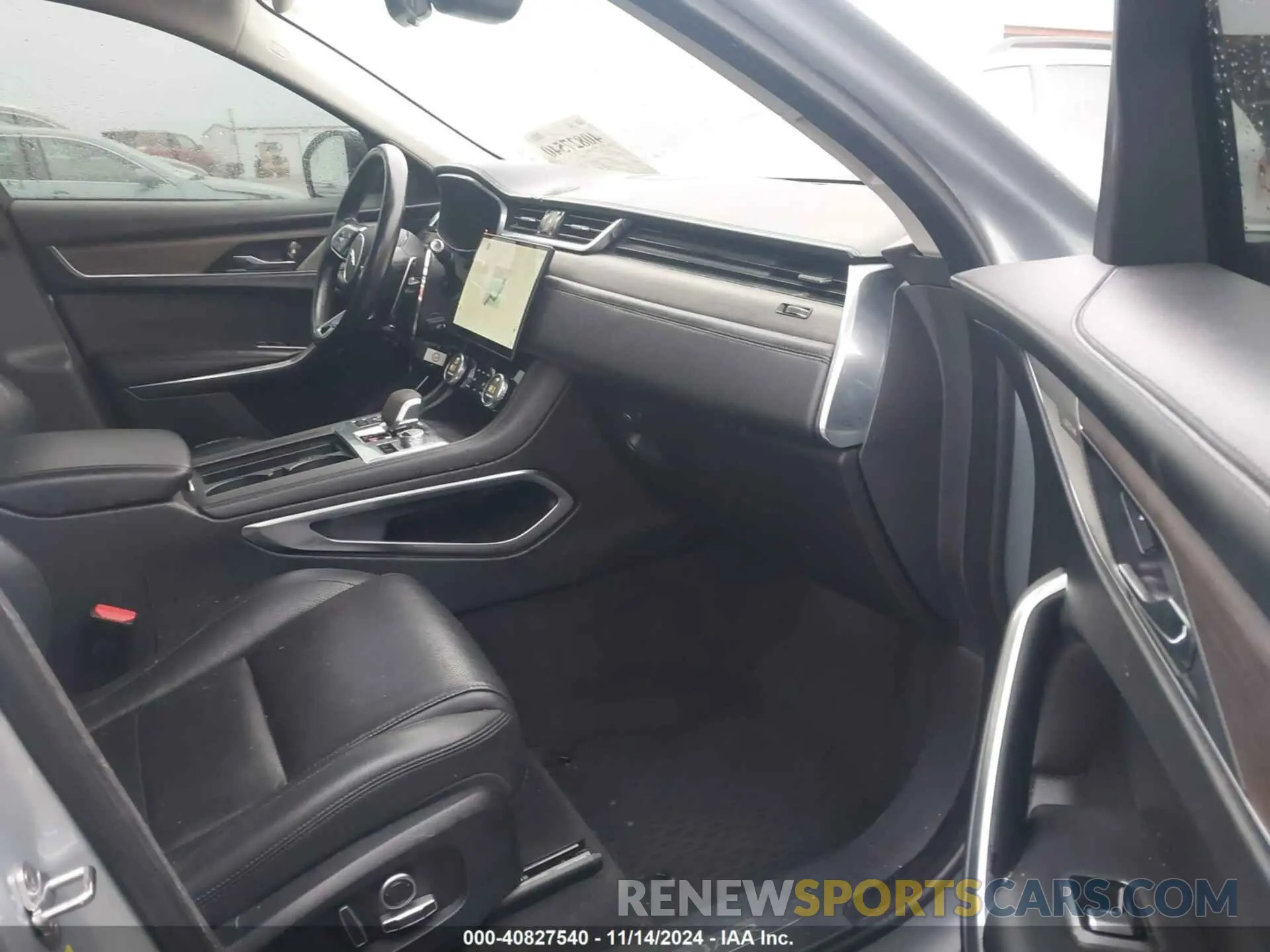 5 Photograph of a damaged car SADCJ2EX3MA667600 JAGUAR F-PACE 2021