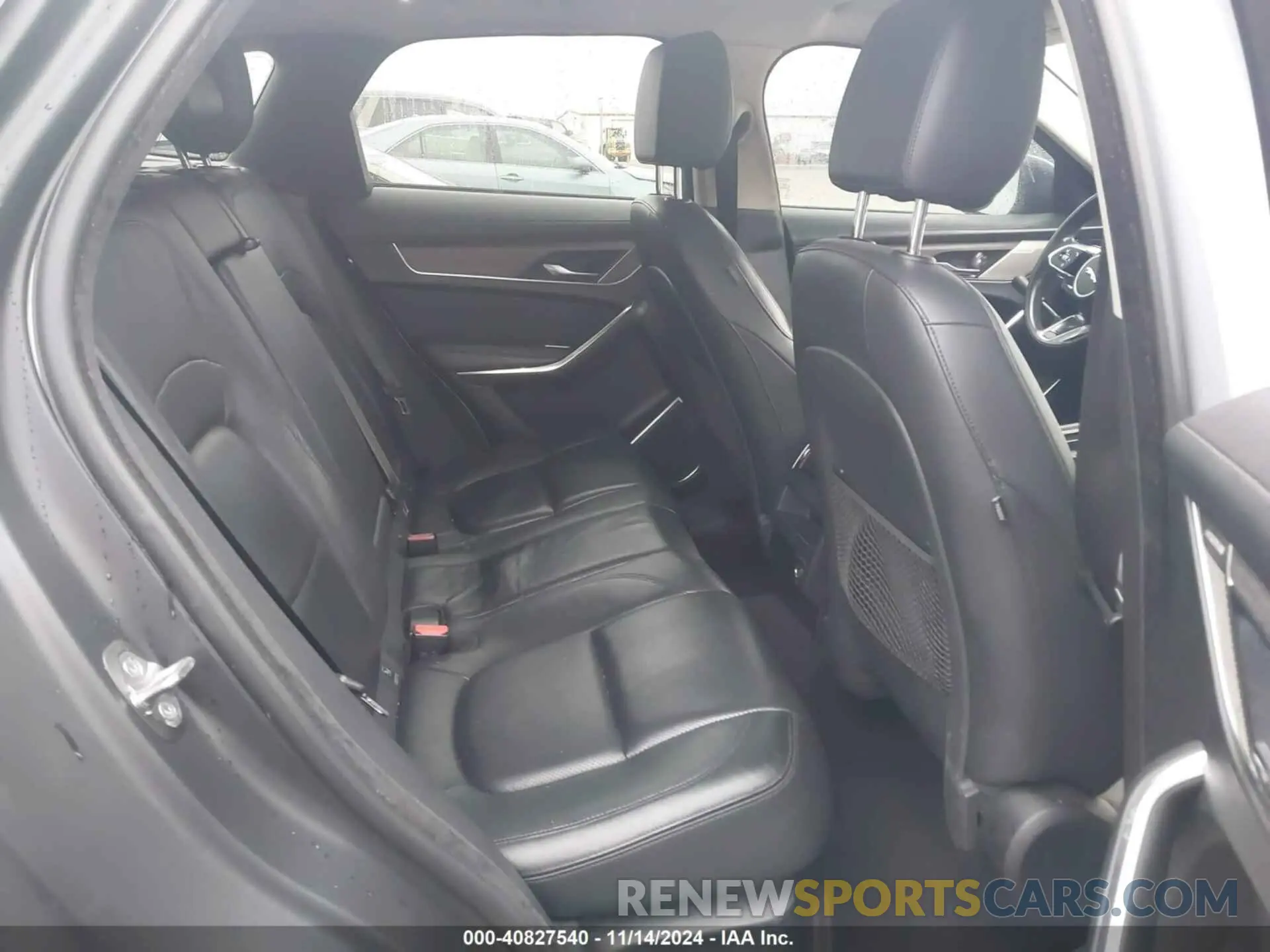 8 Photograph of a damaged car SADCJ2EX3MA667600 JAGUAR F-PACE 2021