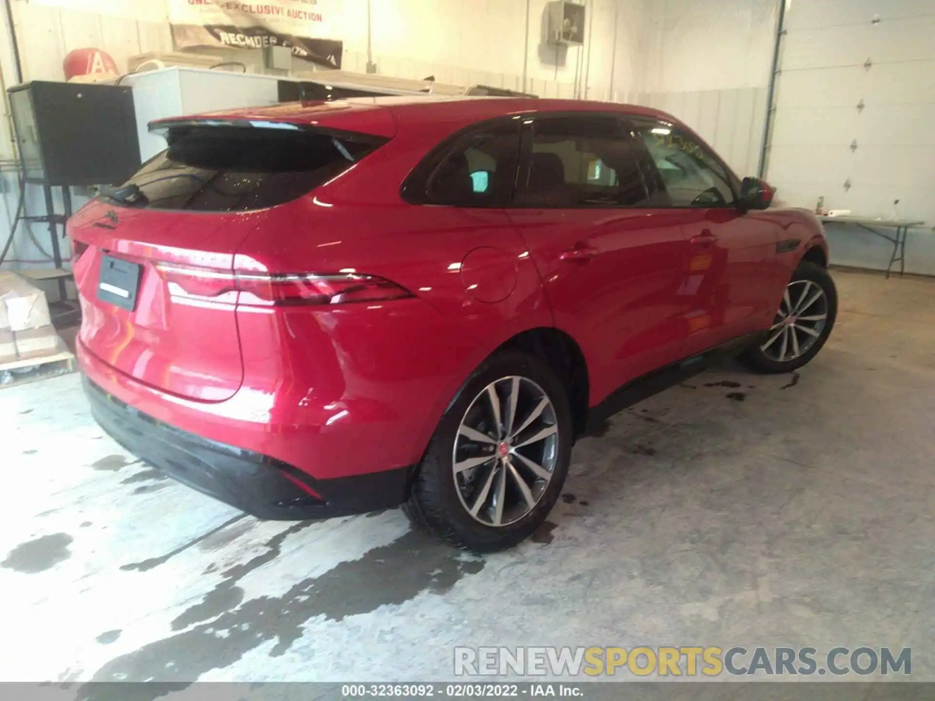 4 Photograph of a damaged car SADCJ2EX6MA674802 JAGUAR F-PACE 2021