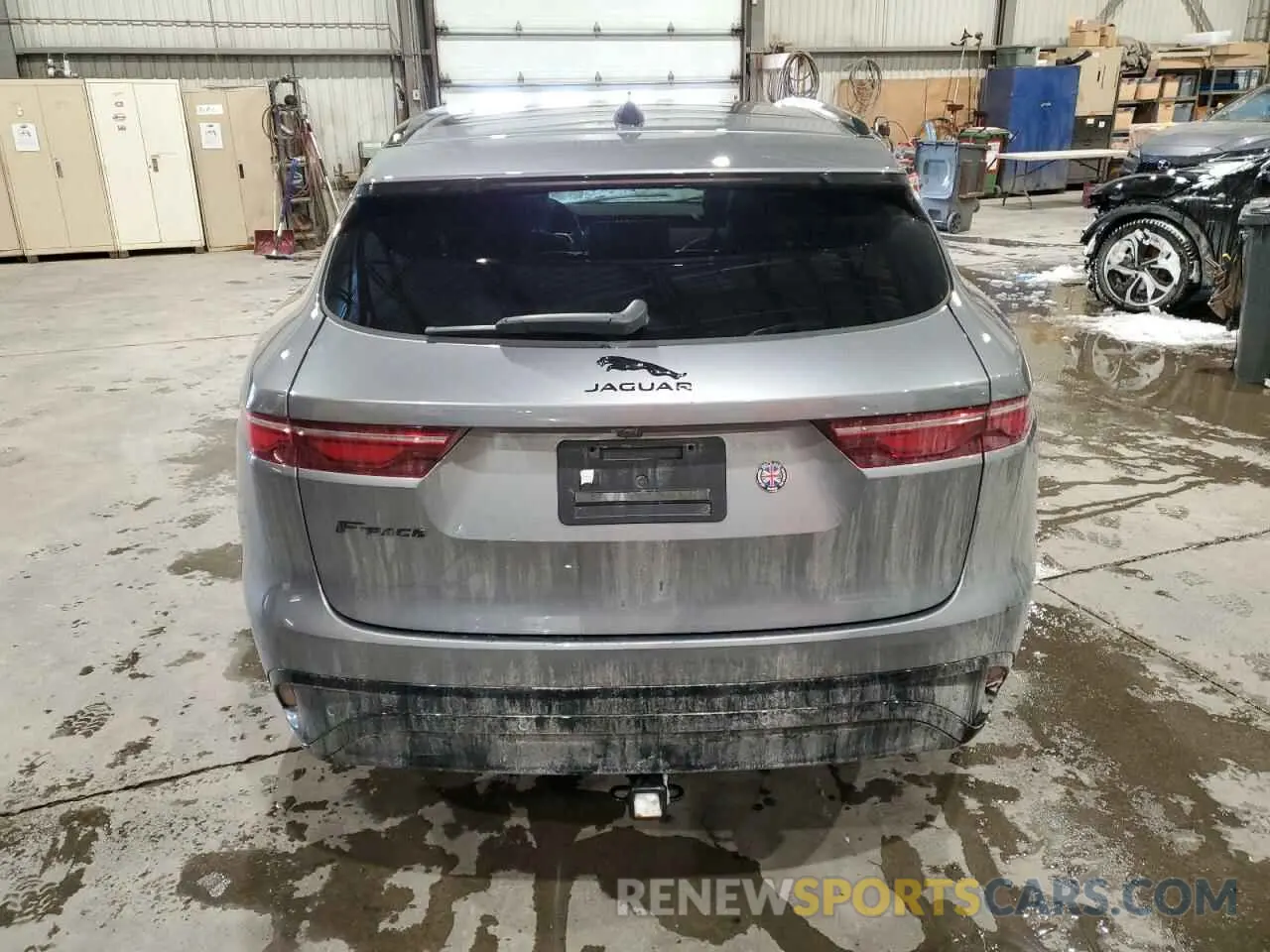 6 Photograph of a damaged car SADCJ2EX9MA683249 JAGUAR F-PACE 2021