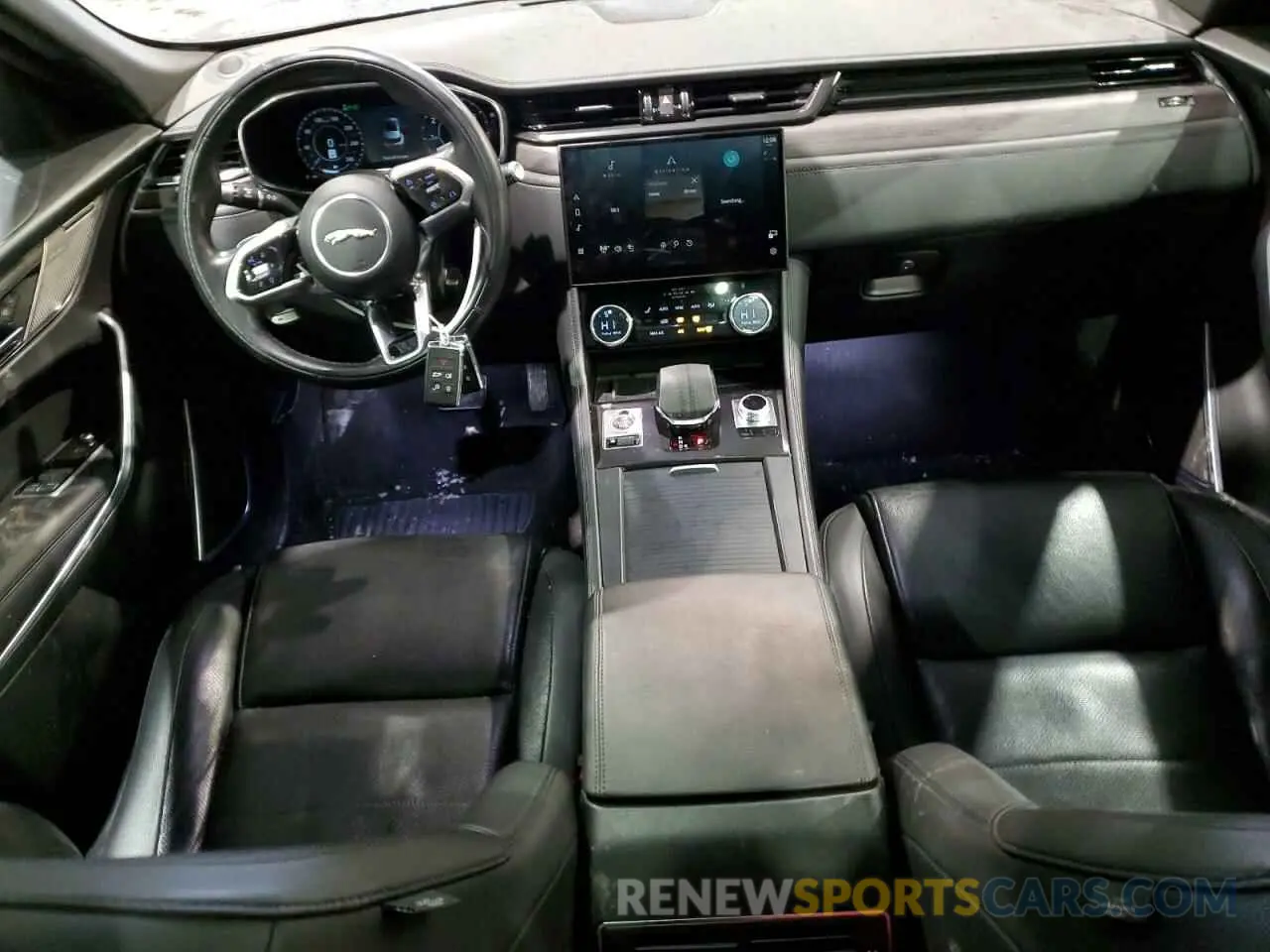 8 Photograph of a damaged car SADCJ2EX9MA683249 JAGUAR F-PACE 2021
