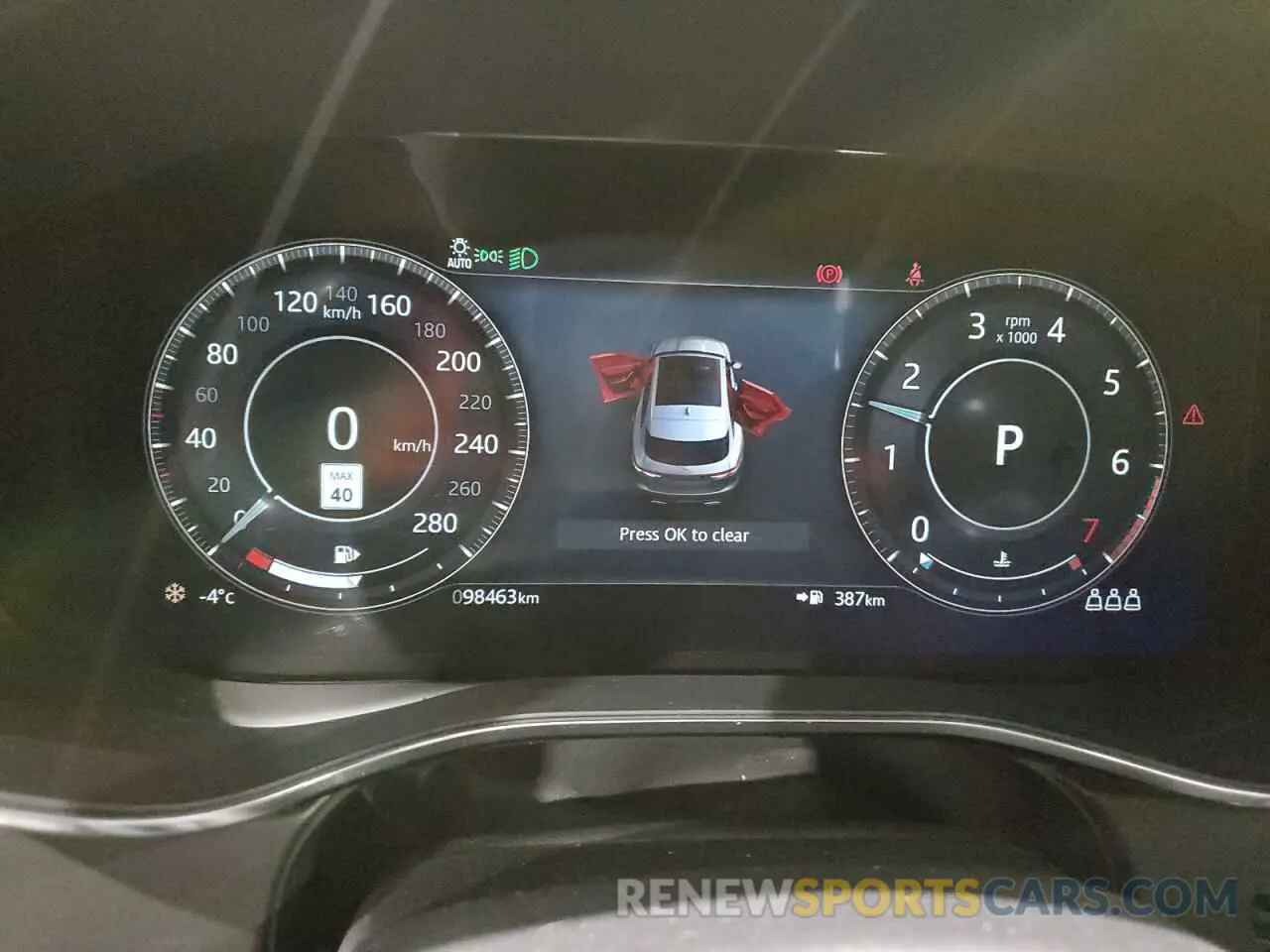 9 Photograph of a damaged car SADCJ2EX9MA683249 JAGUAR F-PACE 2021
