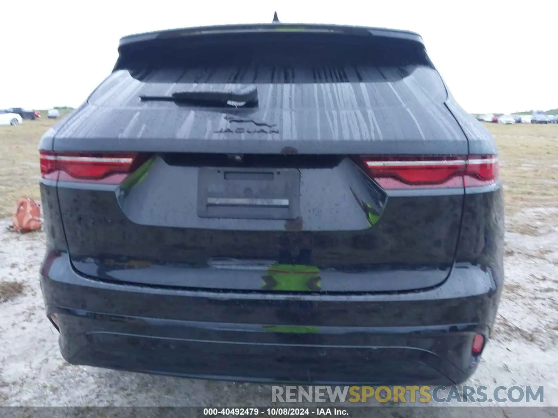 16 Photograph of a damaged car SADCJ2EX9MA687060 JAGUAR F-PACE 2021