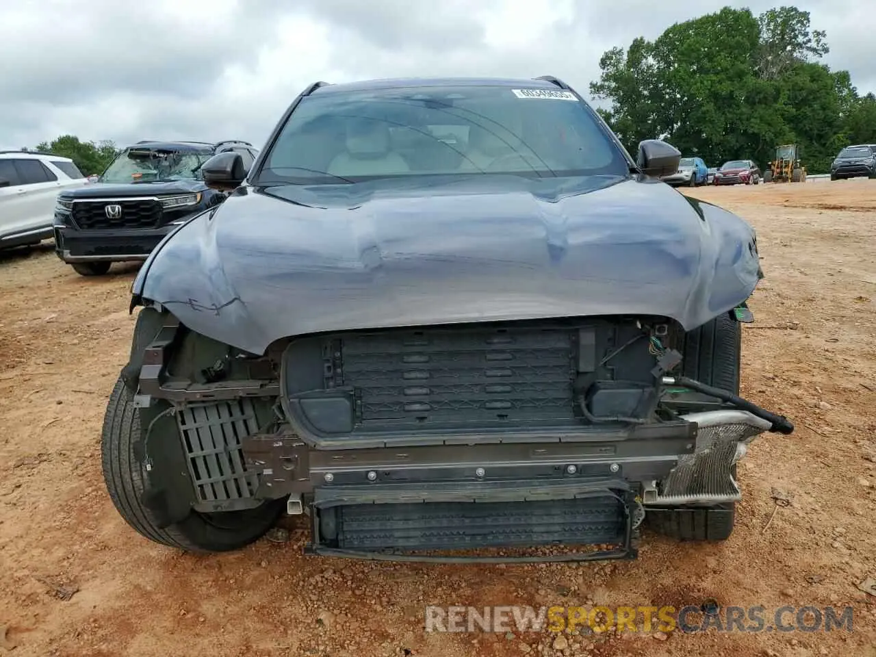 5 Photograph of a damaged car SADCT2FU3MA672861 JAGUAR F-PACE 2021