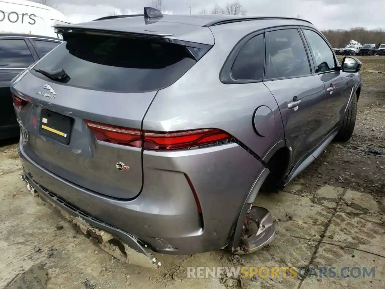 4 Photograph of a damaged car SADCZ2EE0MA674480 JAGUAR F-PACE 2021