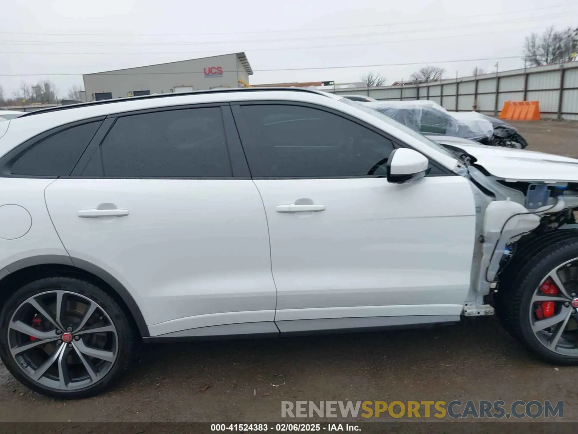 14 Photograph of a damaged car SADCZ2EE0MA688864 JAGUAR F-PACE 2021