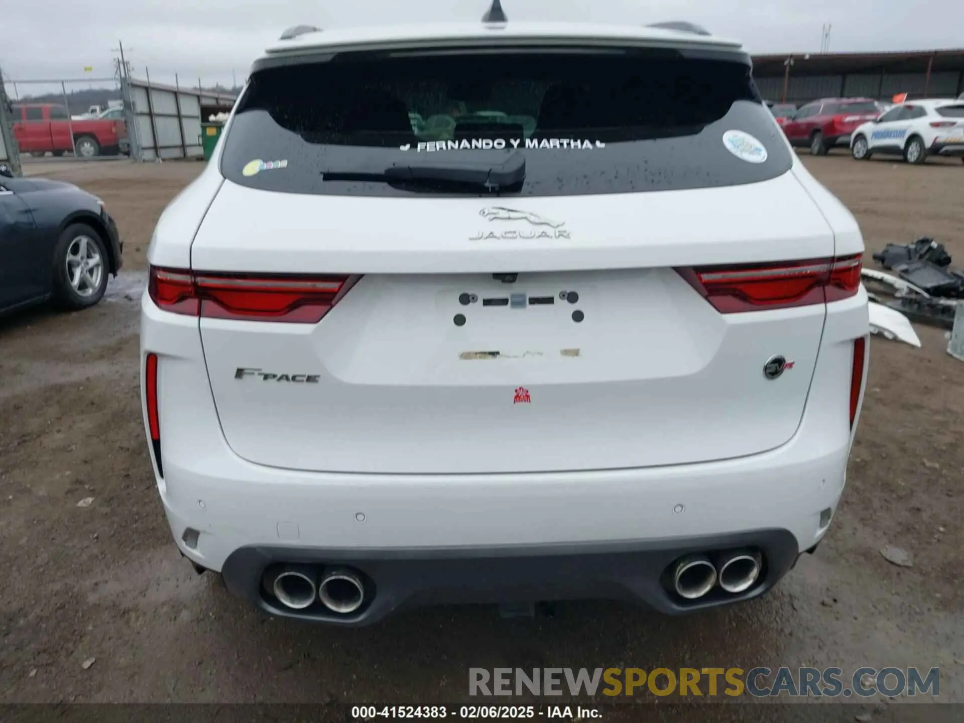 17 Photograph of a damaged car SADCZ2EE0MA688864 JAGUAR F-PACE 2021
