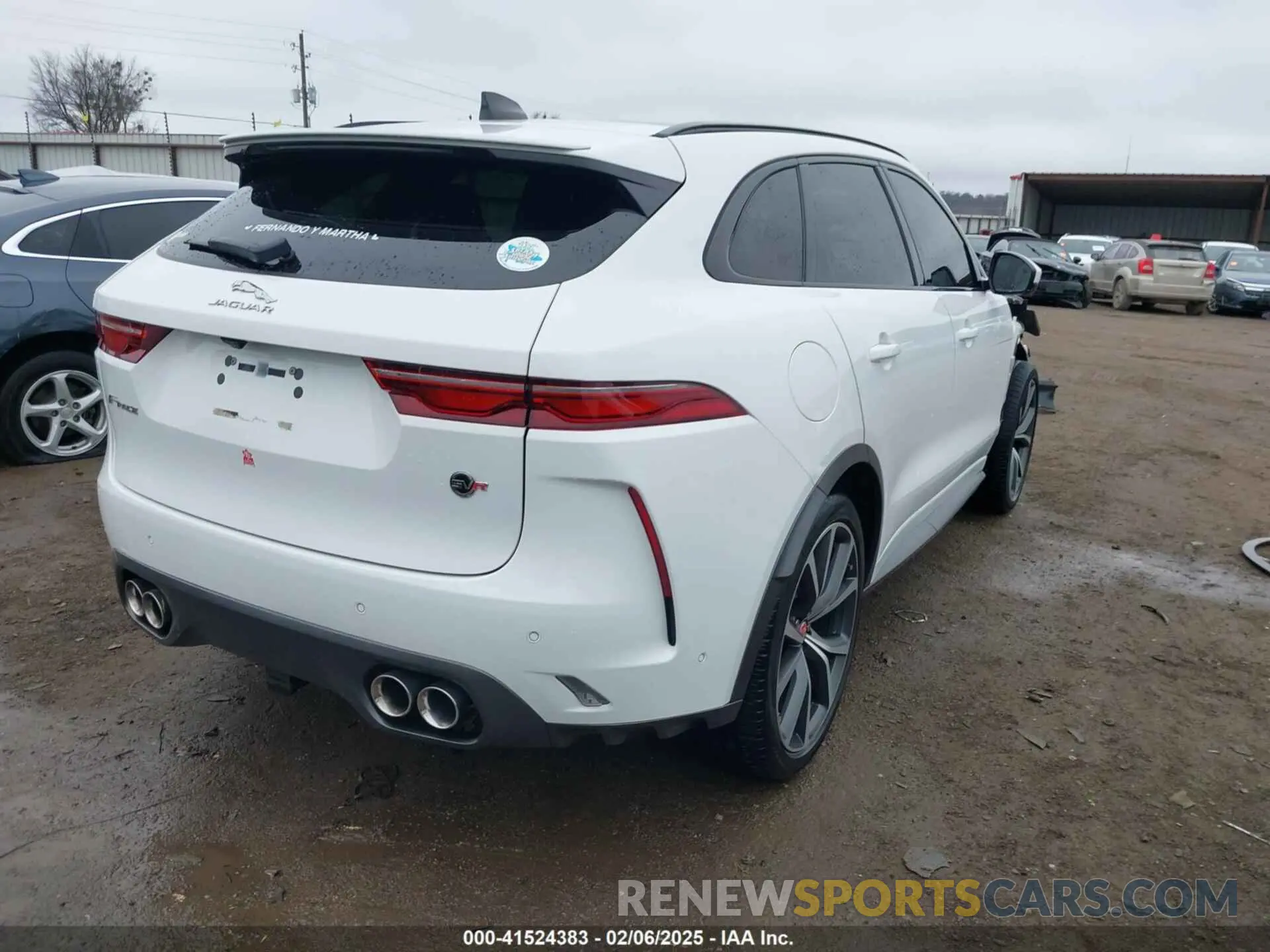 4 Photograph of a damaged car SADCZ2EE0MA688864 JAGUAR F-PACE 2021