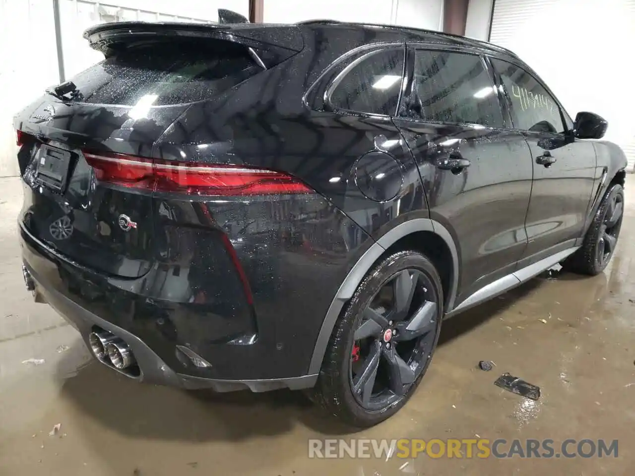 4 Photograph of a damaged car SADCZ2EE7MA679644 JAGUAR F-PACE 2021