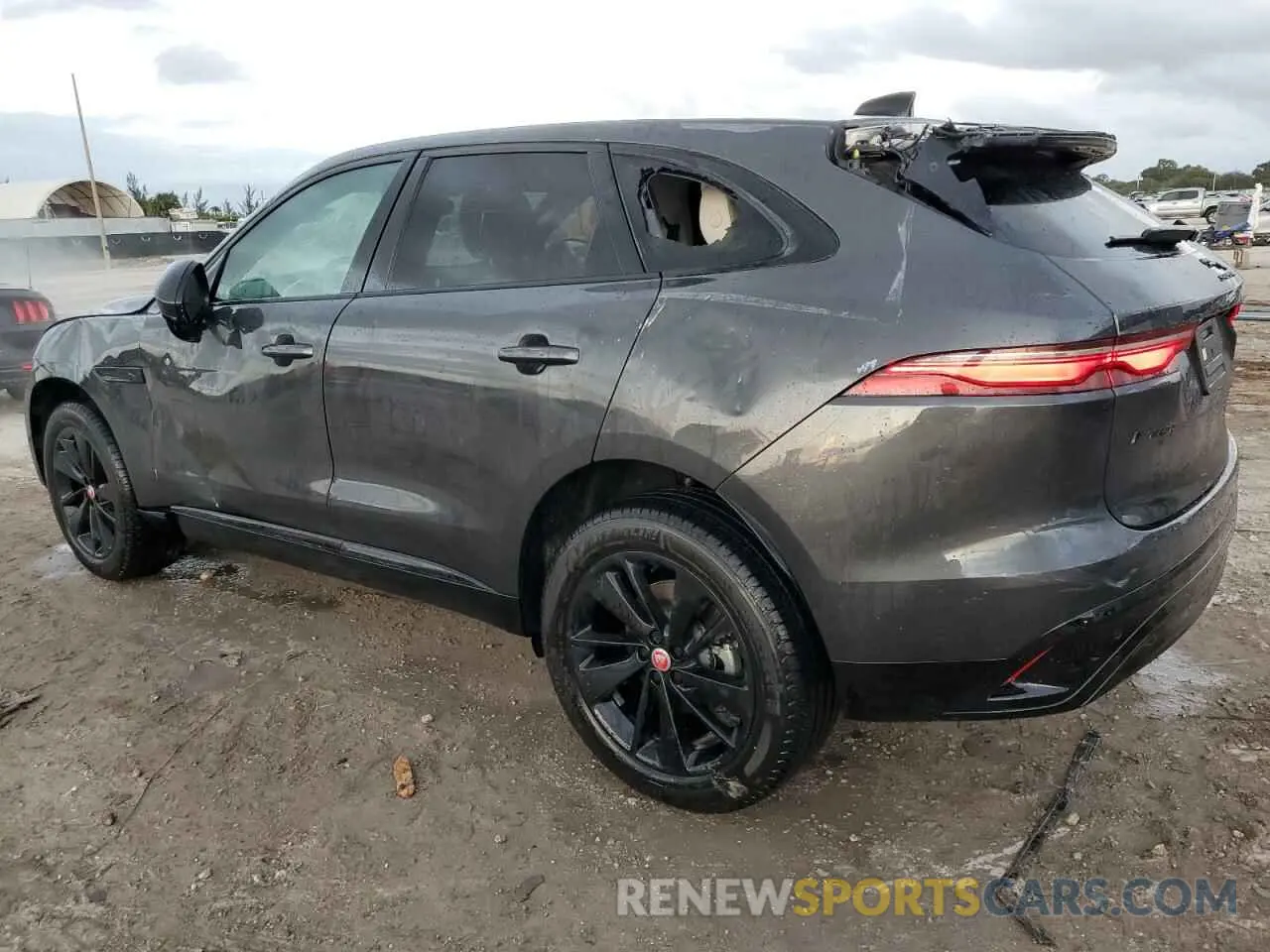 2 Photograph of a damaged car SADCJ2EX0NA693184 JAGUAR F-PACE 2022