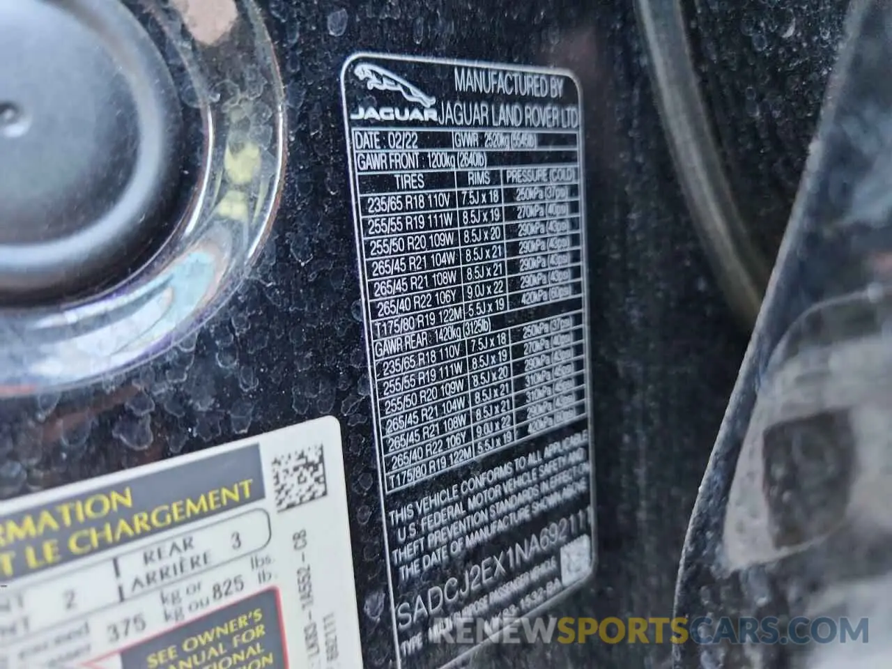 14 Photograph of a damaged car SADCJ2EX1NA692111 JAGUAR F-PACE 2022
