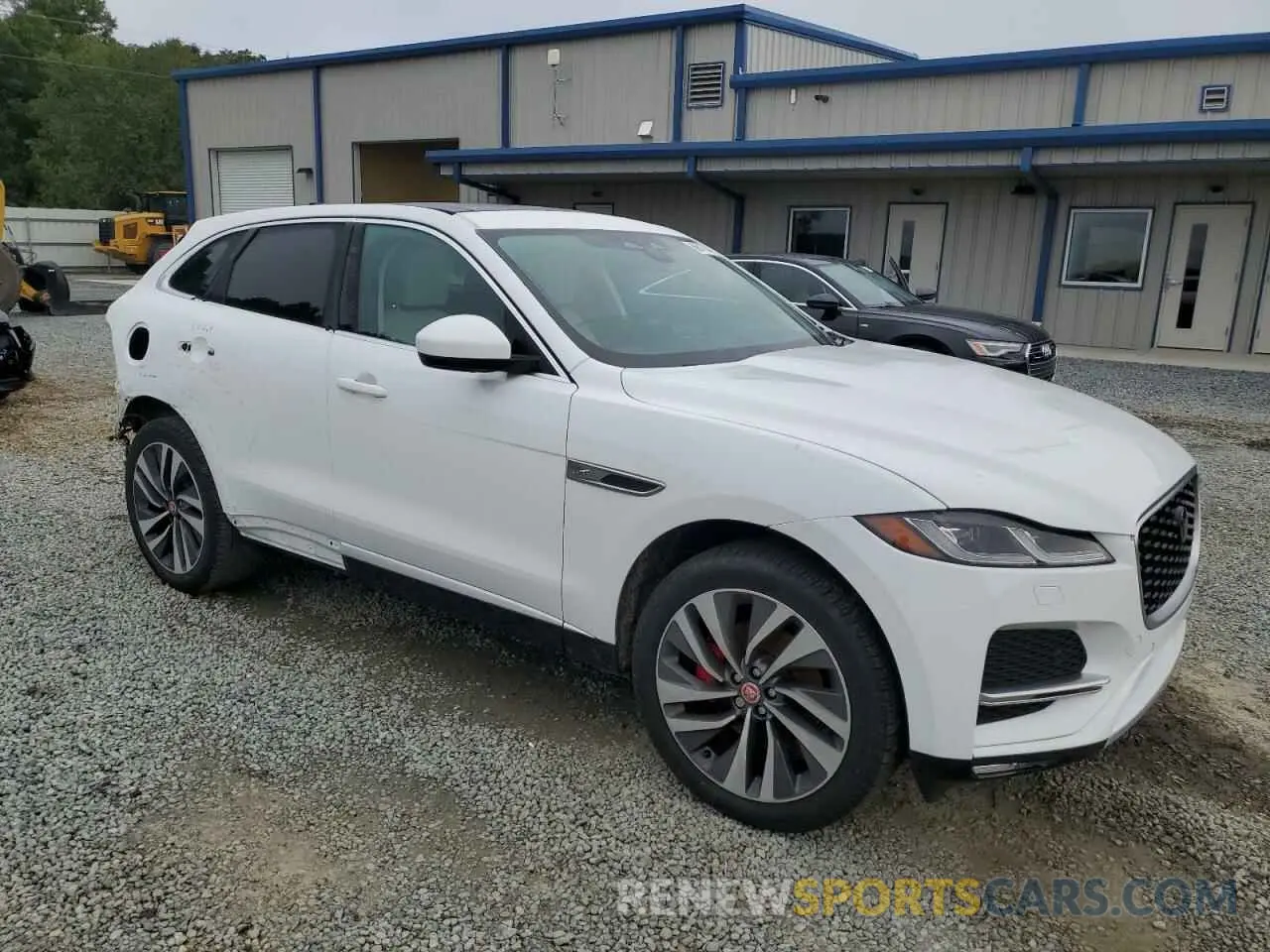 4 Photograph of a damaged car SADCJ2EX3NA689792 JAGUAR F-PACE 2022
