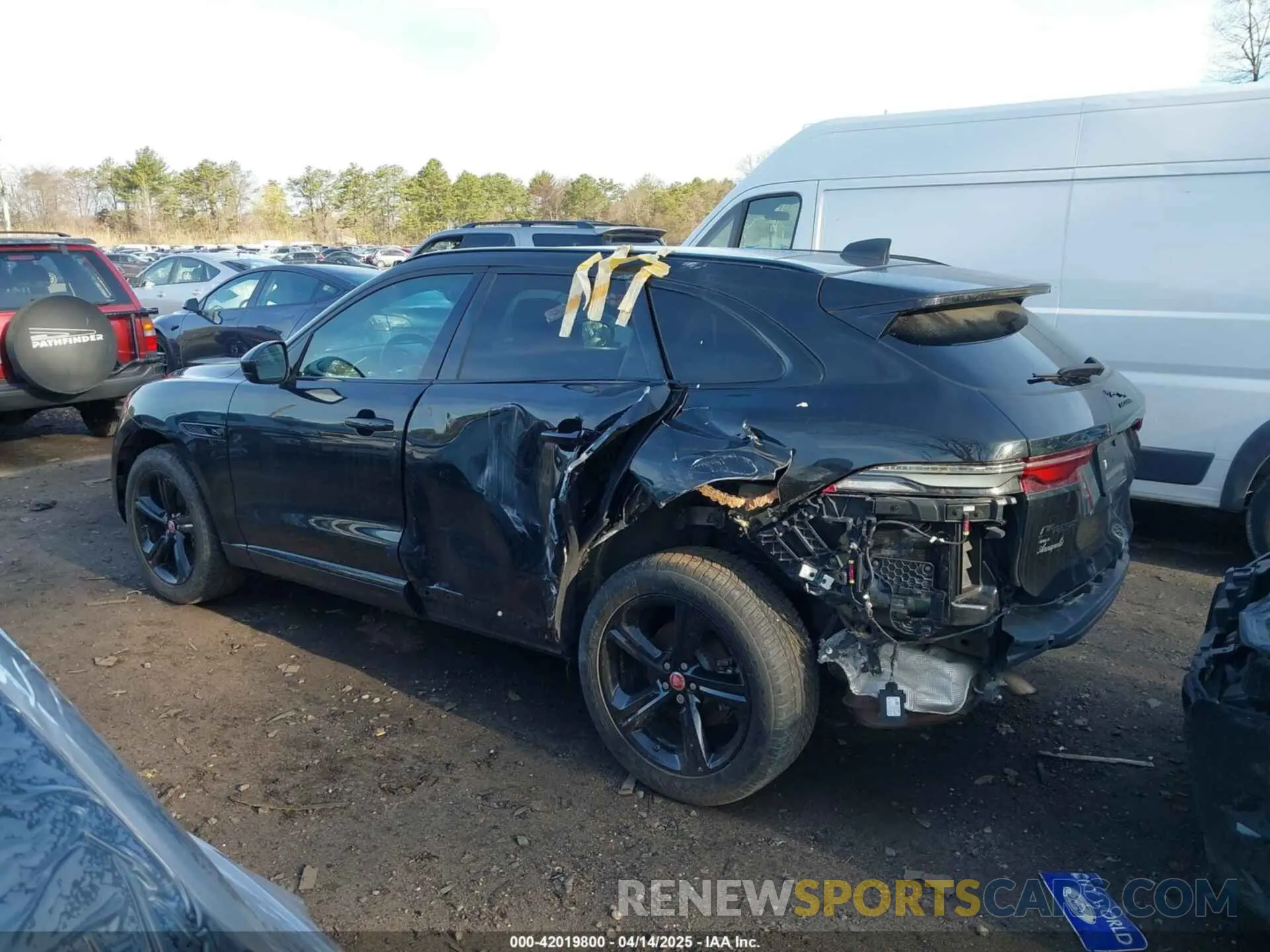 14 Photograph of a damaged car SADCJ2EX5NA698042 JAGUAR F-PACE 2022