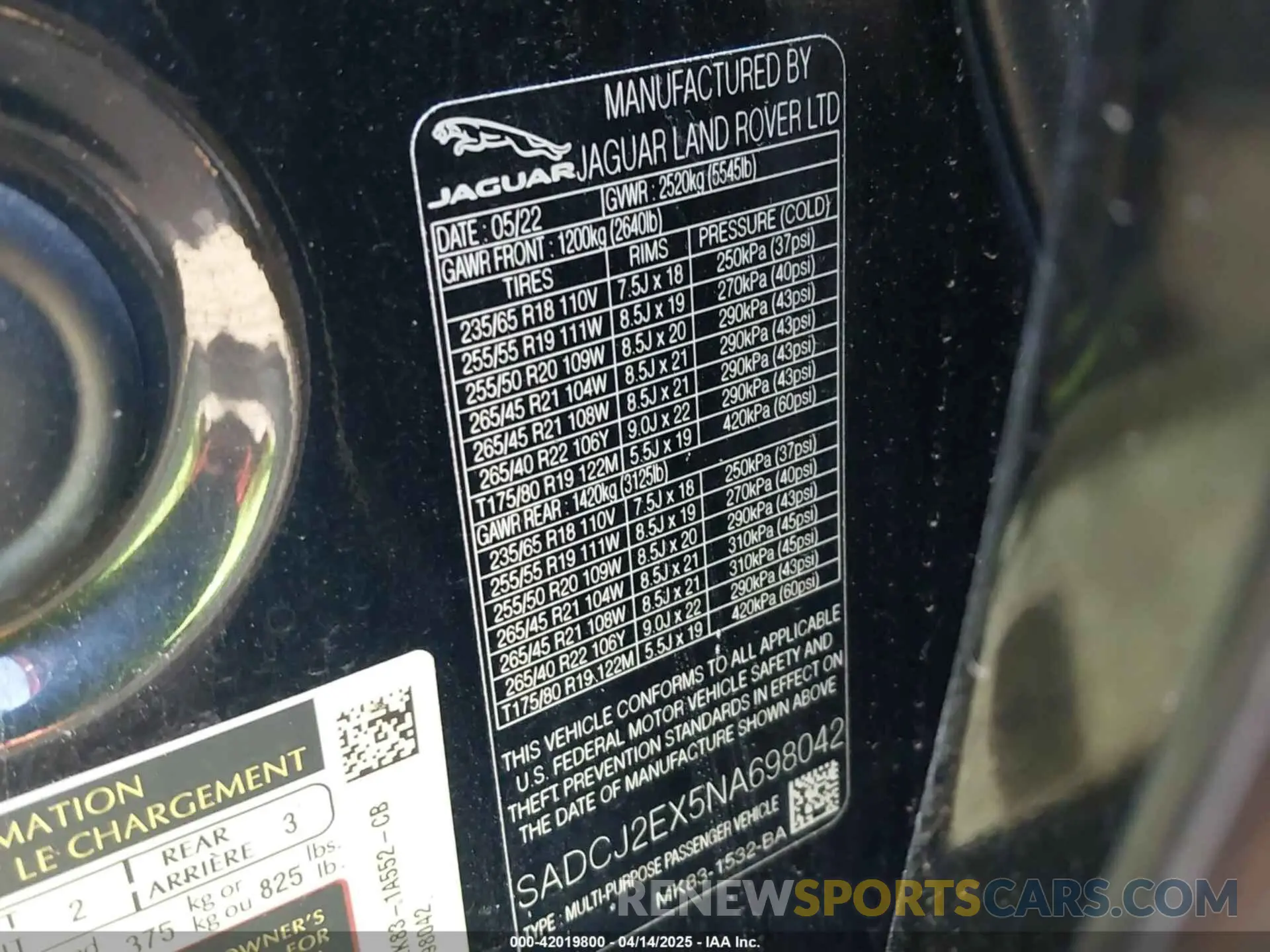9 Photograph of a damaged car SADCJ2EX5NA698042 JAGUAR F-PACE 2022